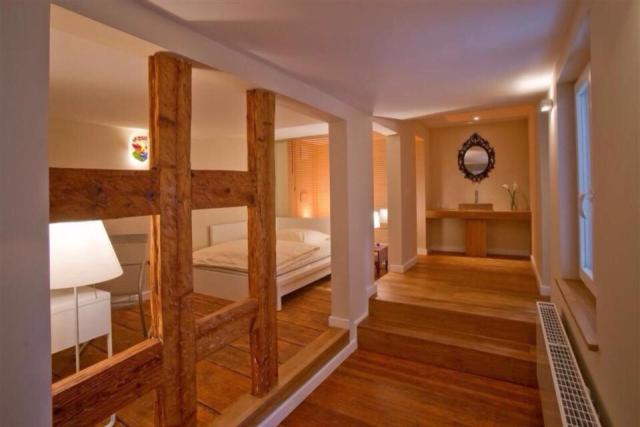 Large Double Room photo 3