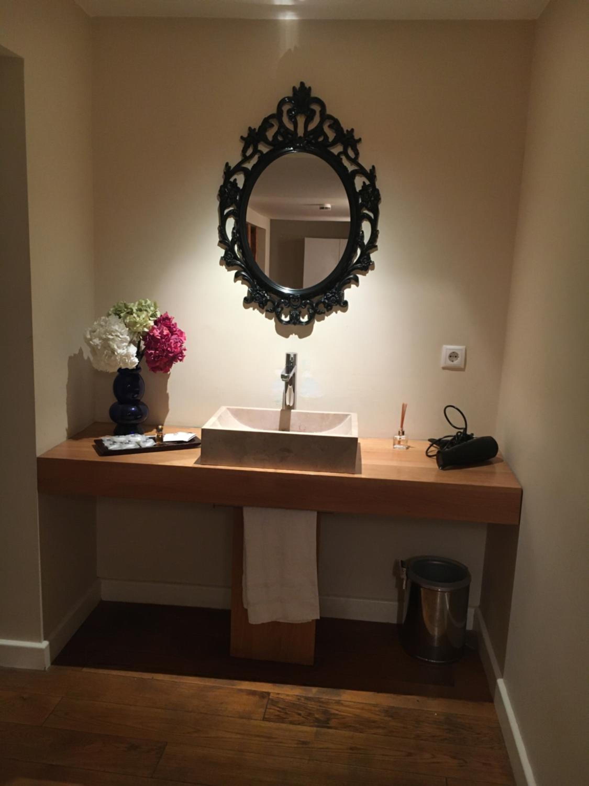 Large Double Room photo 3