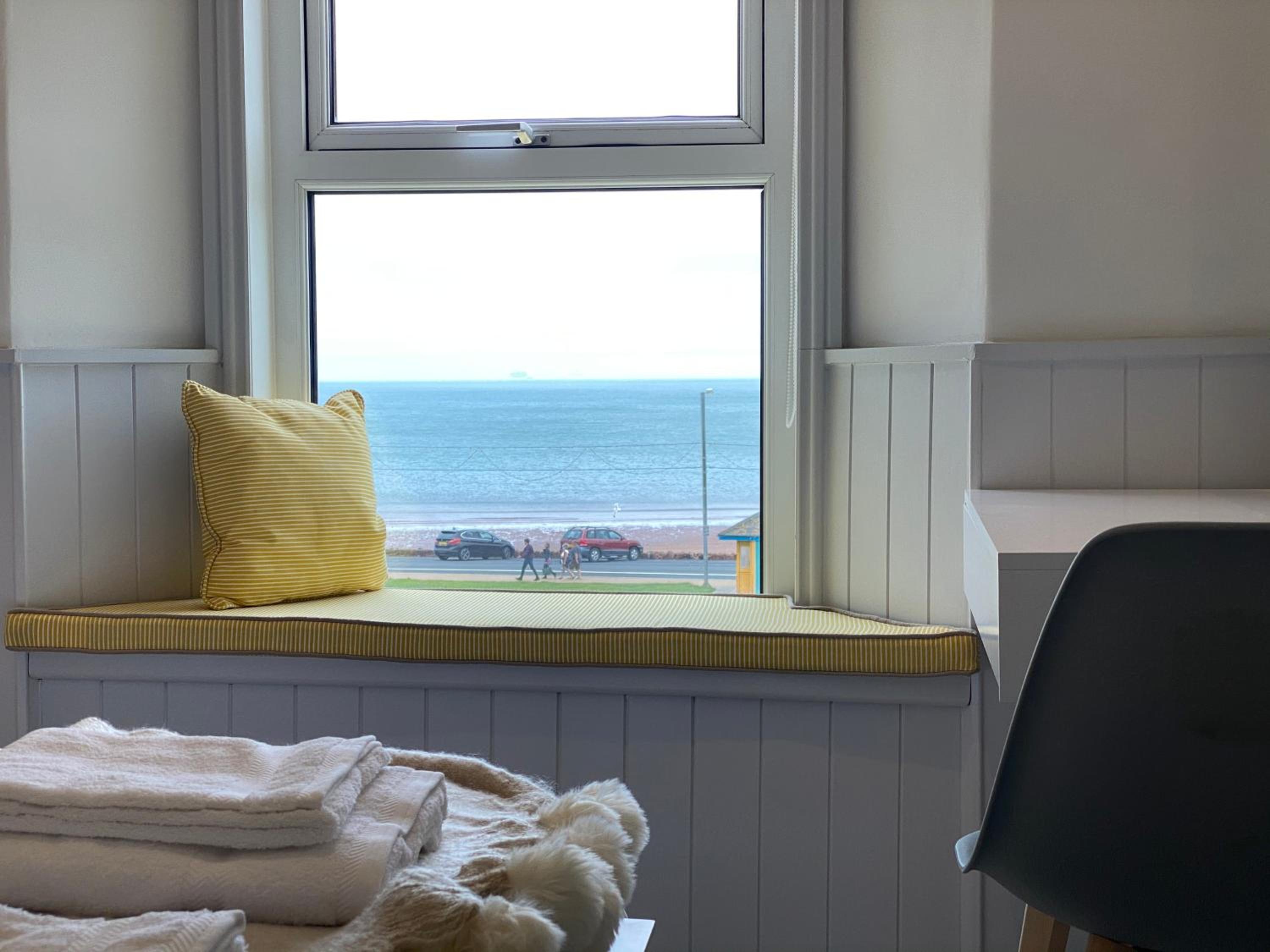 Turtle Beach Apartment - Photo 9