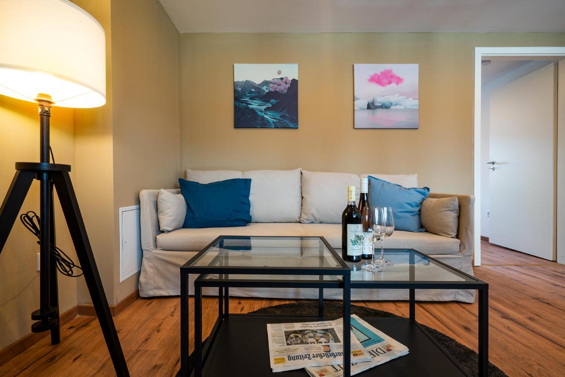 One-Bedroom Apartment - Photo 10