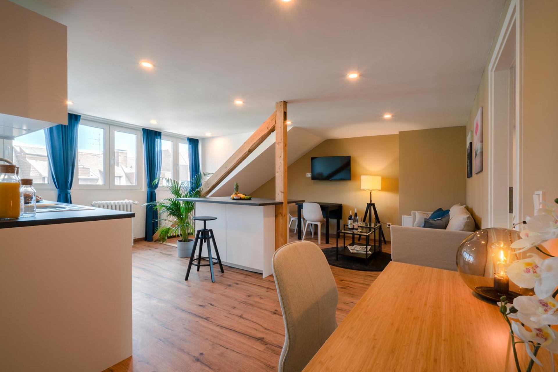 One-Bedroom Apartment - Photo 1