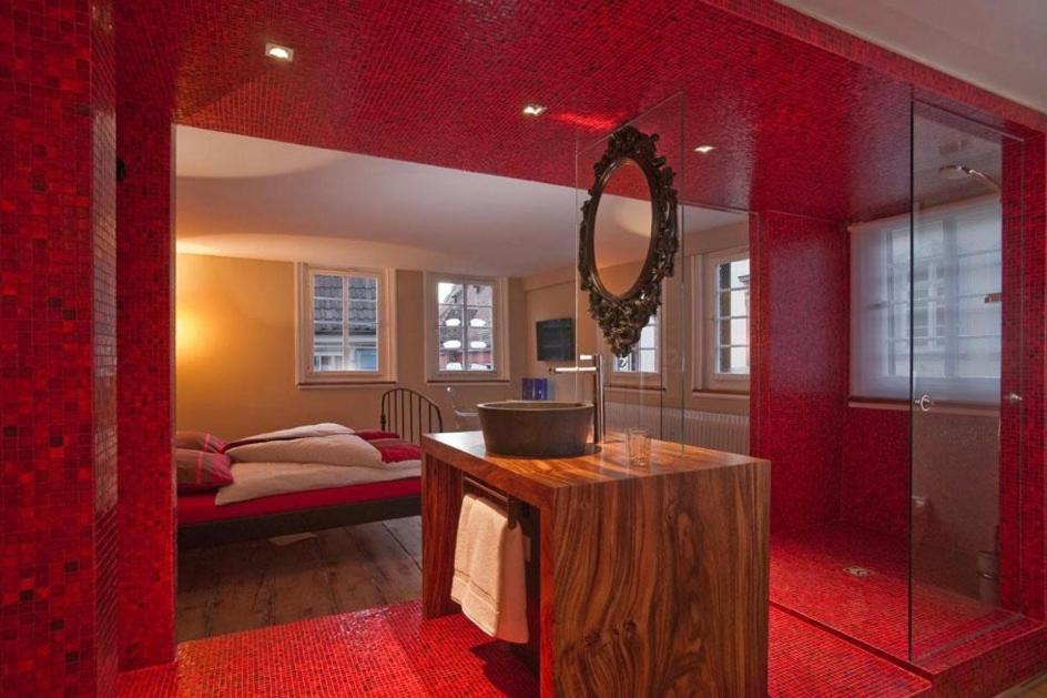 Large Double Room - Photo 3