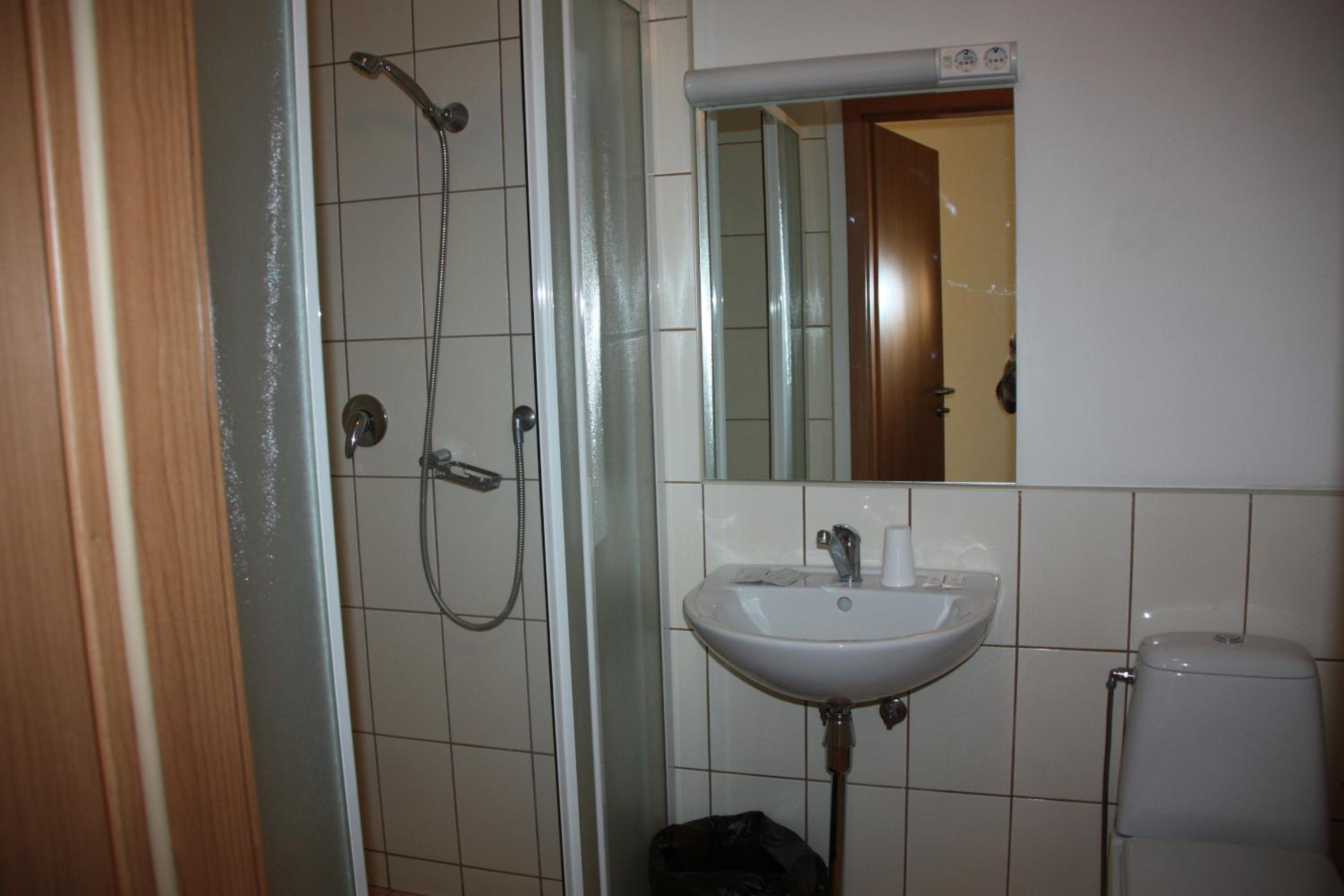 Double Room - Photo 6