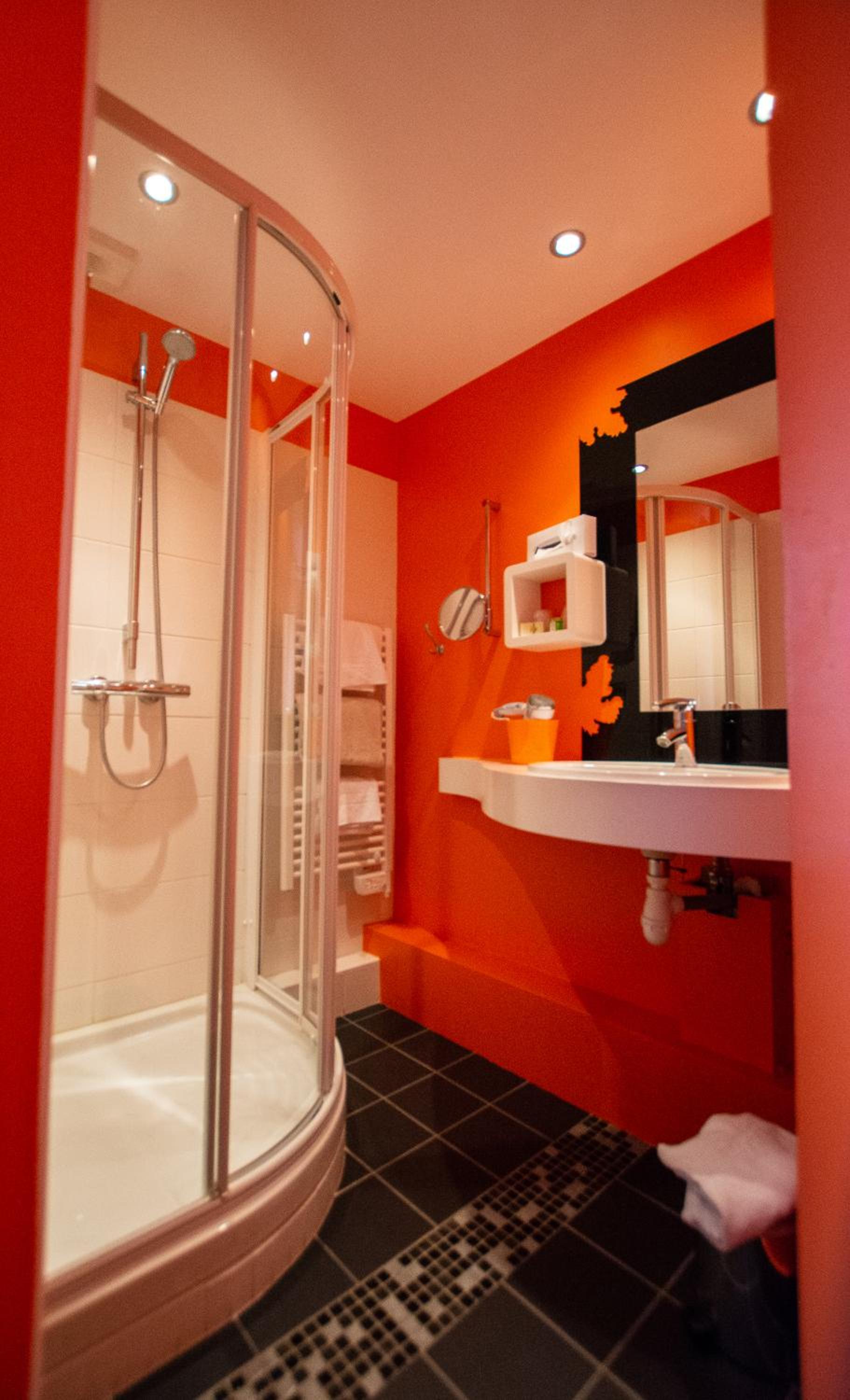 Superior Twin Room - Photo 11
