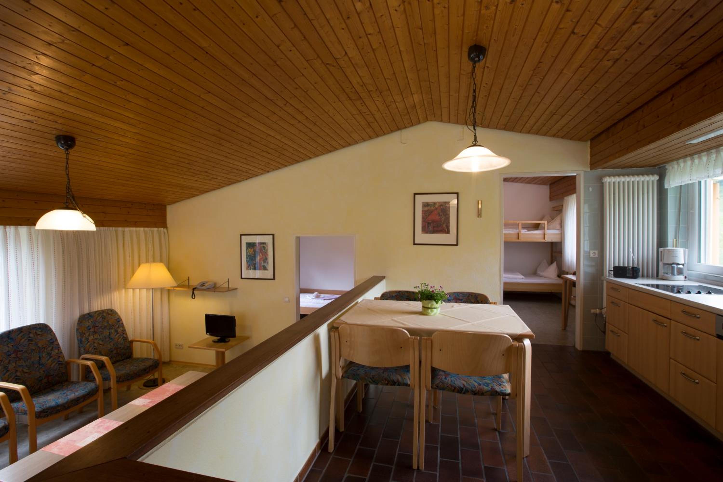 Three-Bedroom House (4 Adults) photo 1