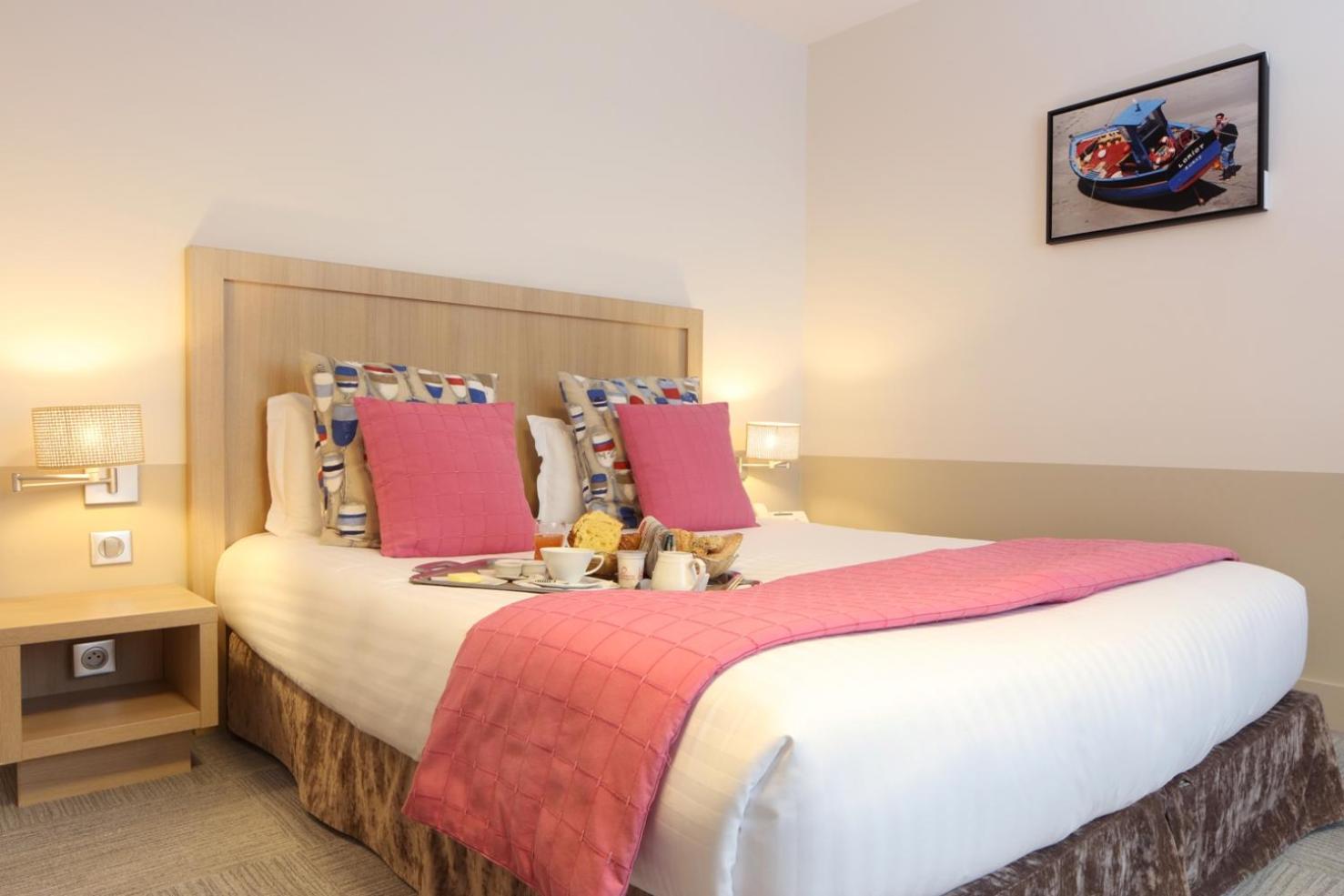 Double Room with Courtyard View photo 2