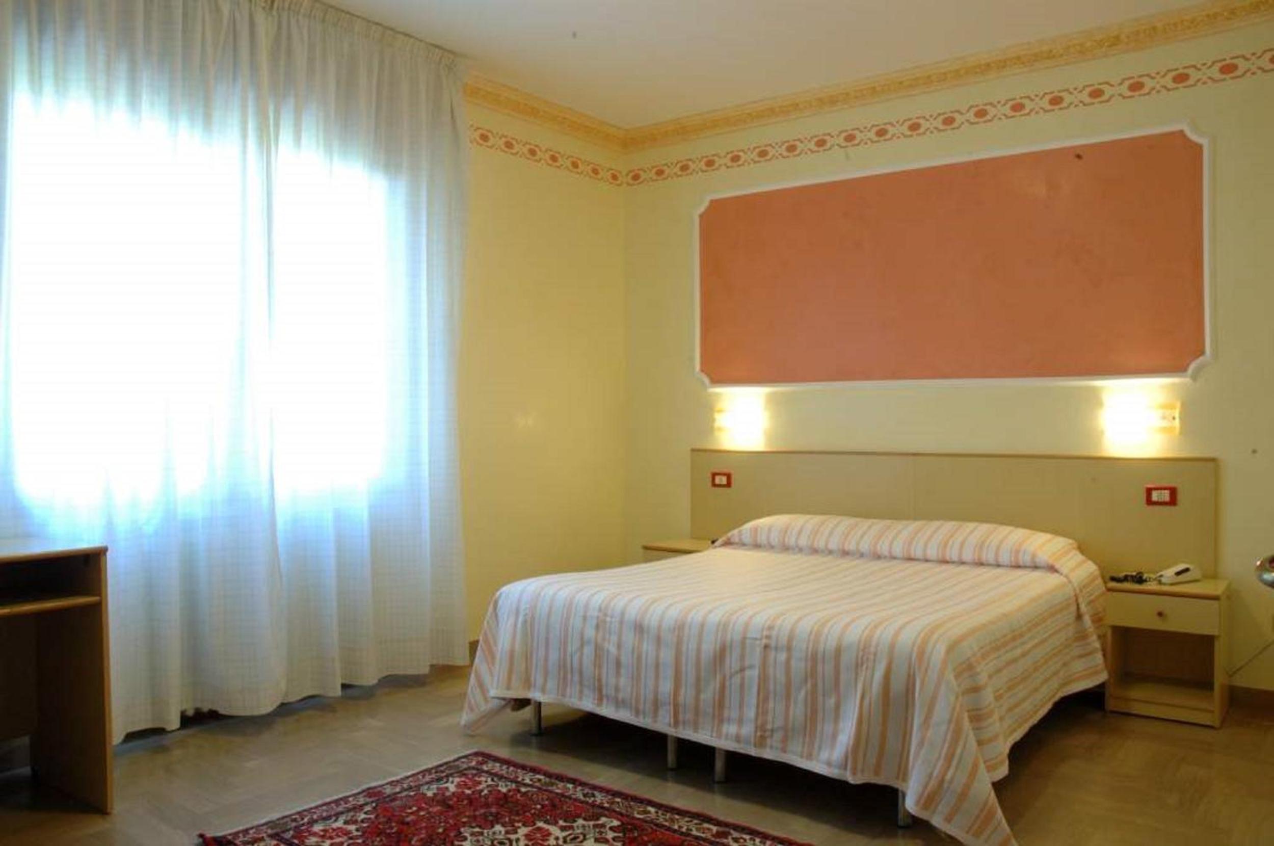 Economy Double or Twin Room - Photo 1