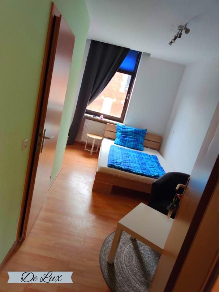 Single Room with Private Bathroom photo 3