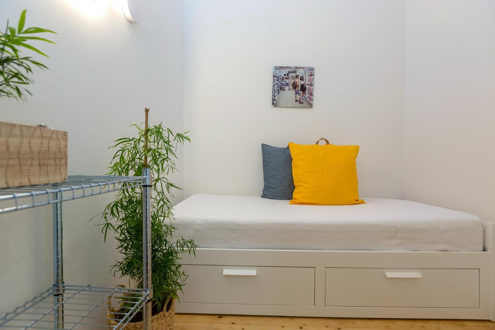 Three-Bedroom Apartment - Photo 23