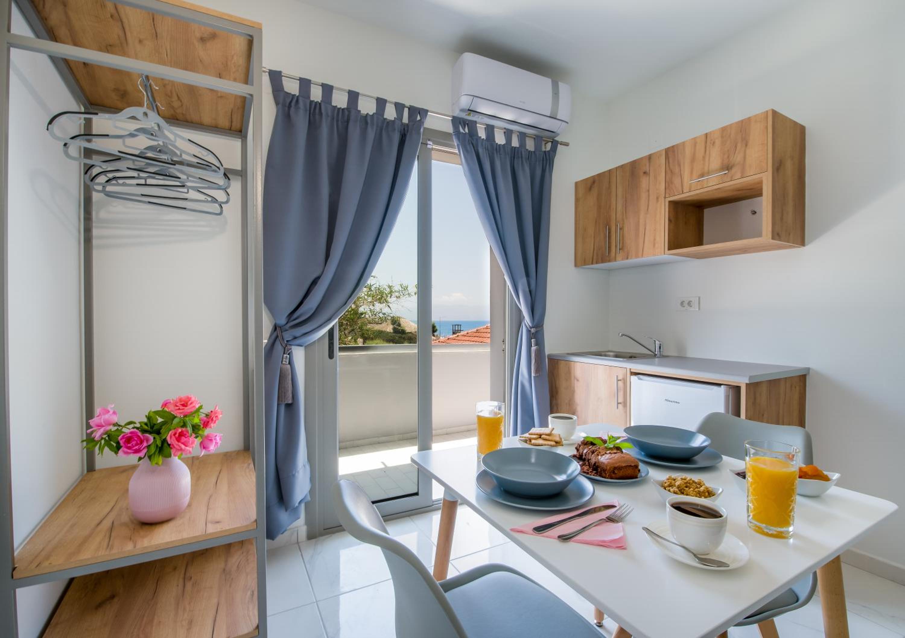 Superior One-Bedroom Apartment