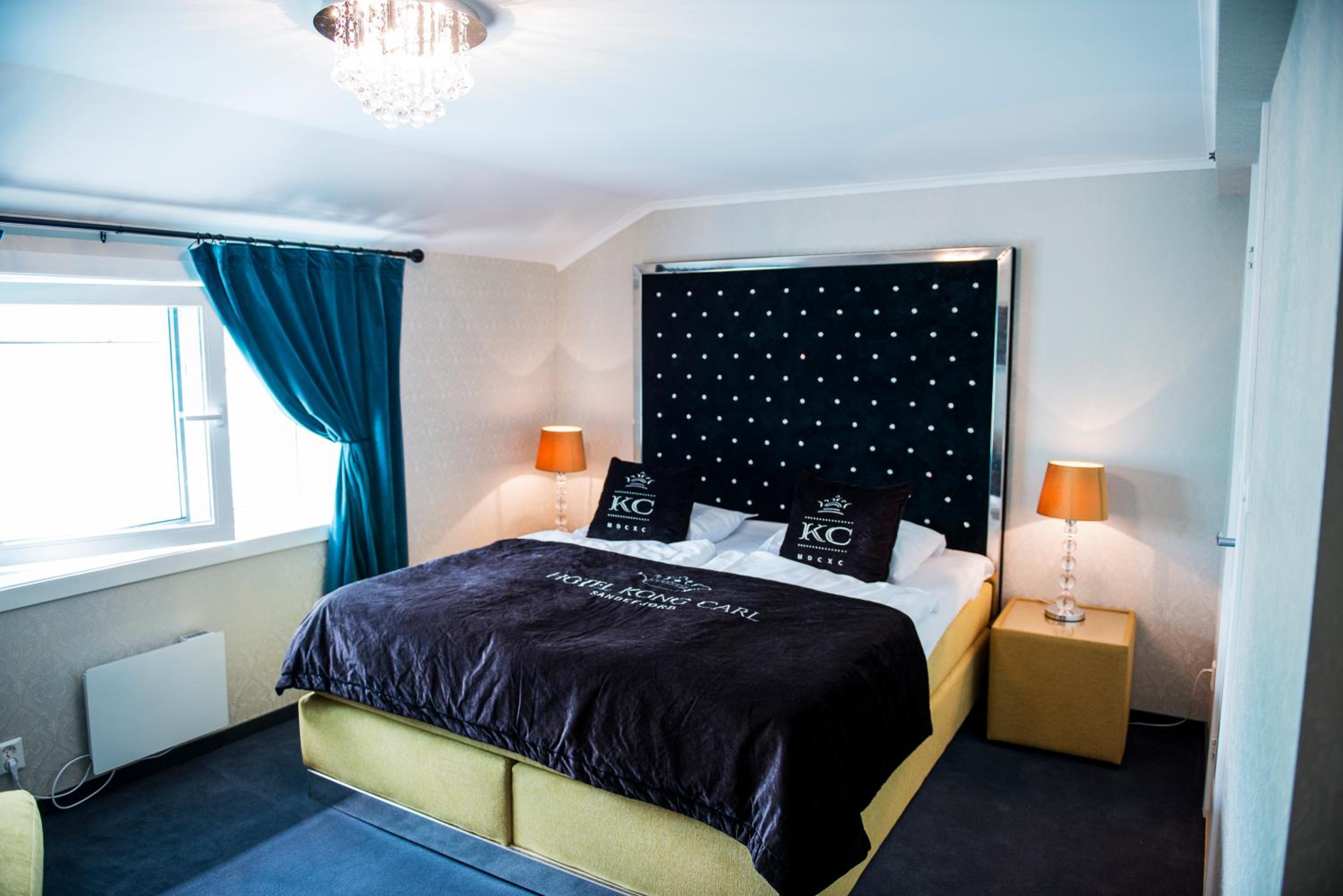 Double Room - Photo 2