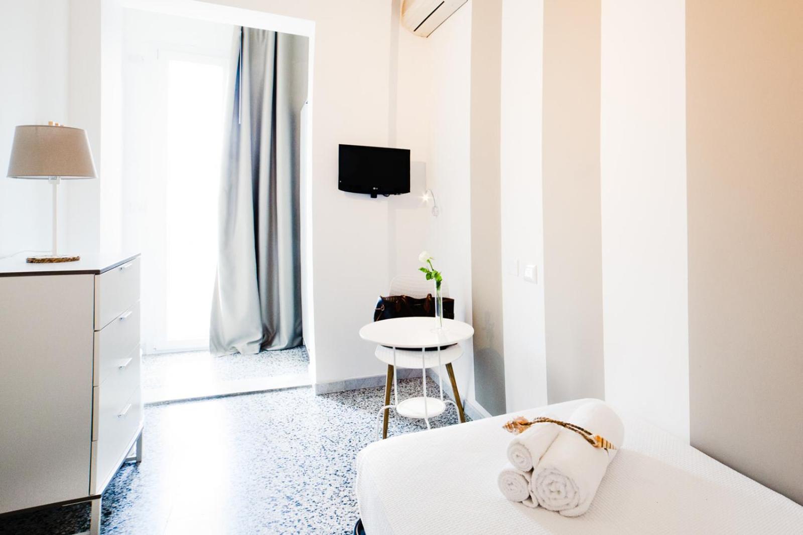 Single Room photo 1