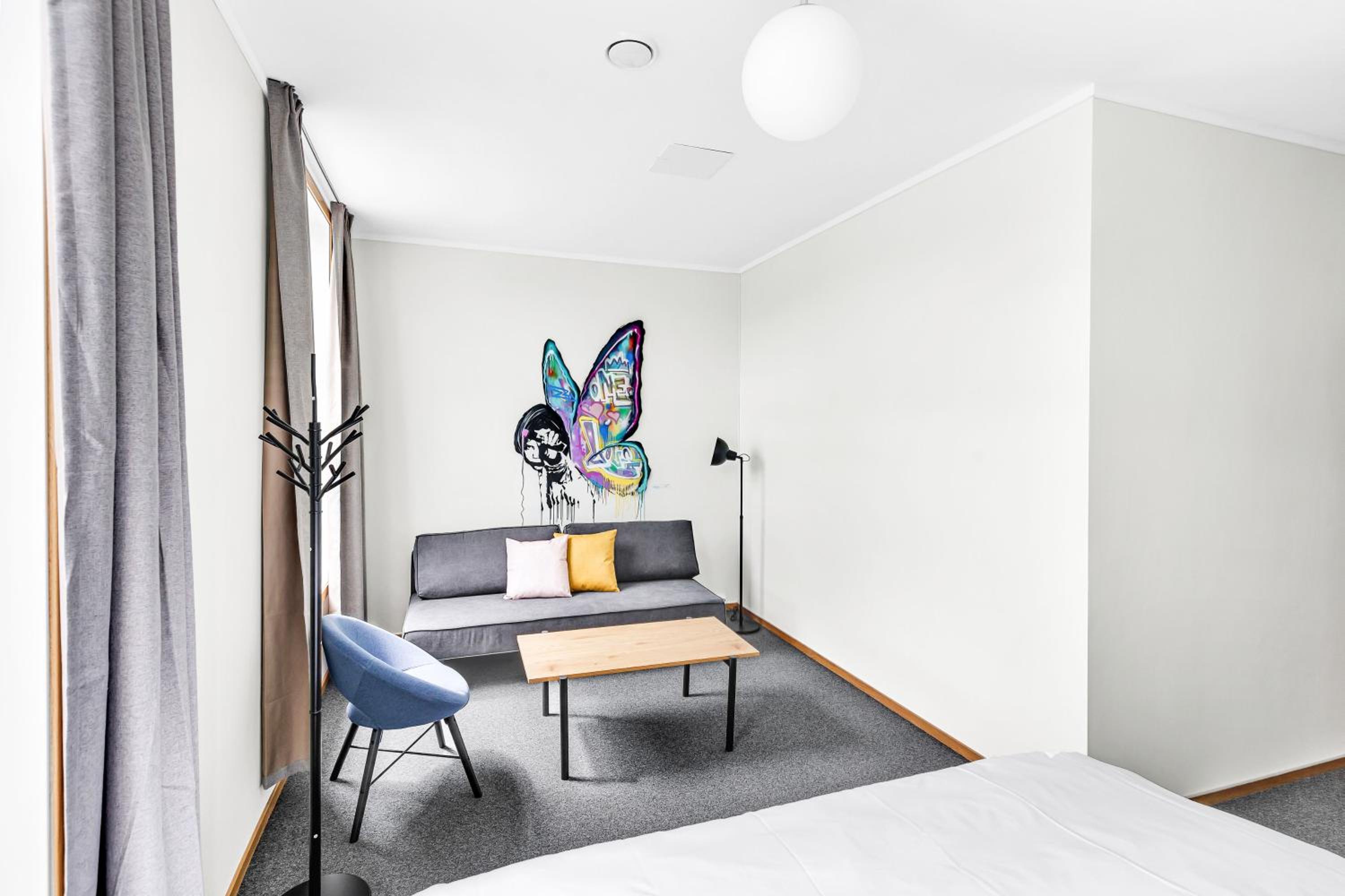 Superior King Room - Photo 3