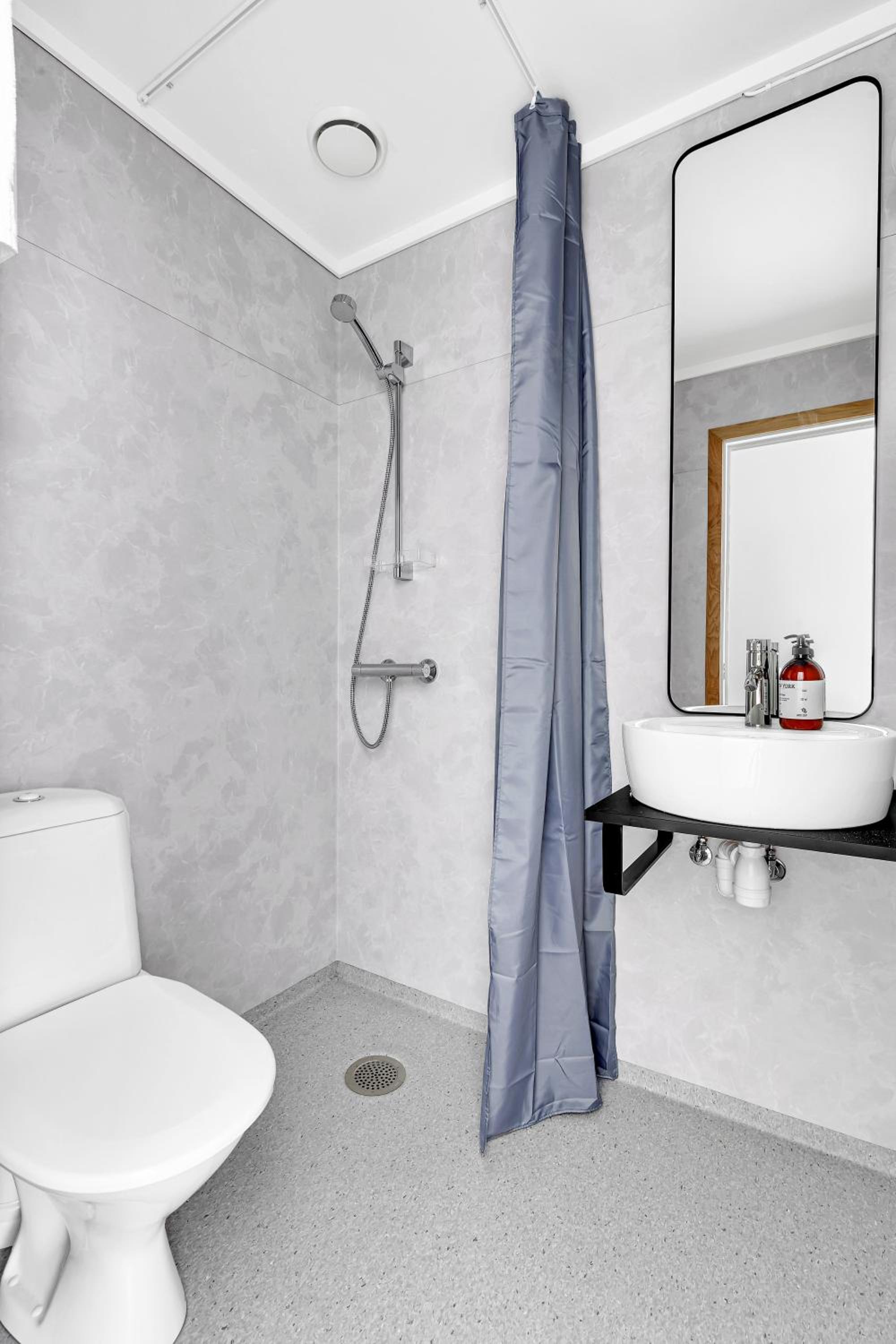 Standard Double Room - Photo 3