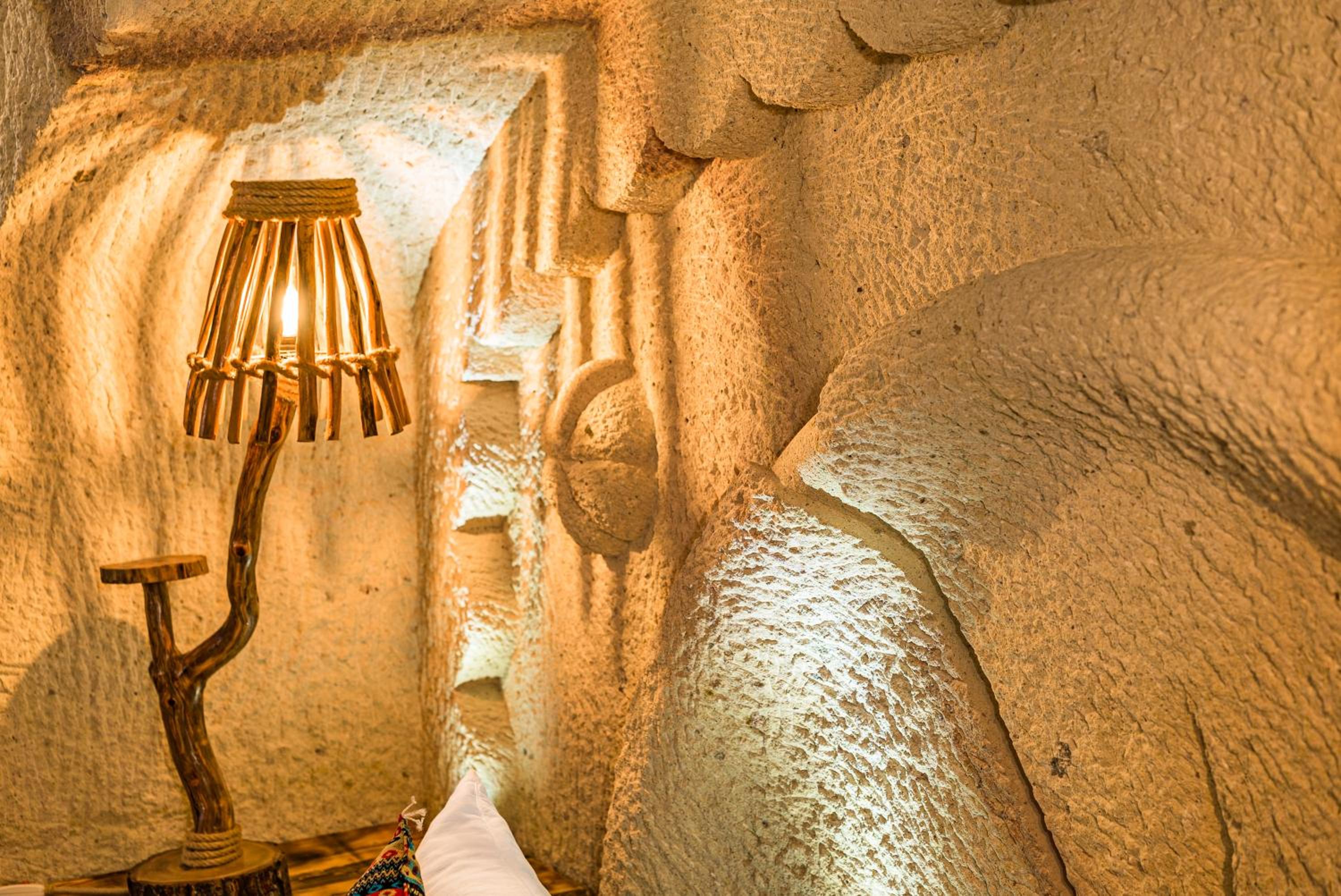 Deluxe King Suite - Photo 82