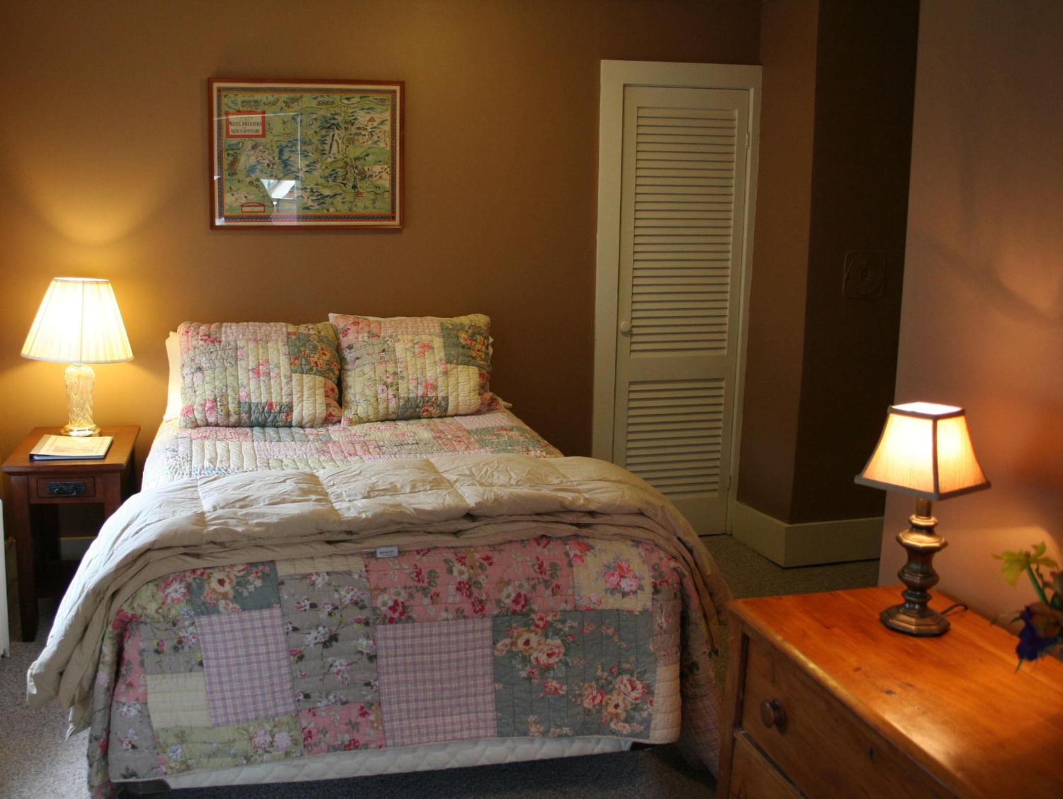 Standard Double Room - Photo 5