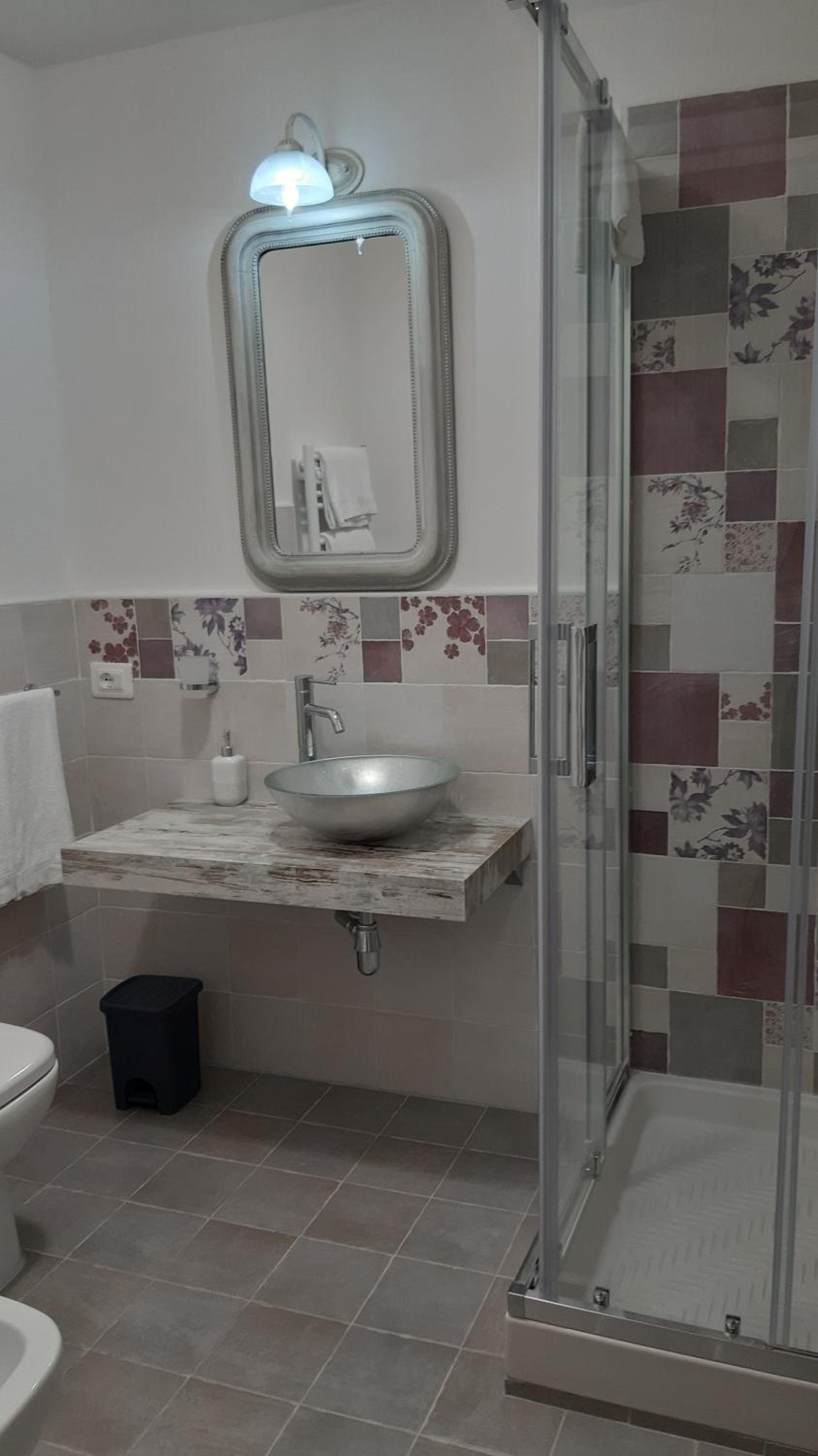 Double Room - Photo 10