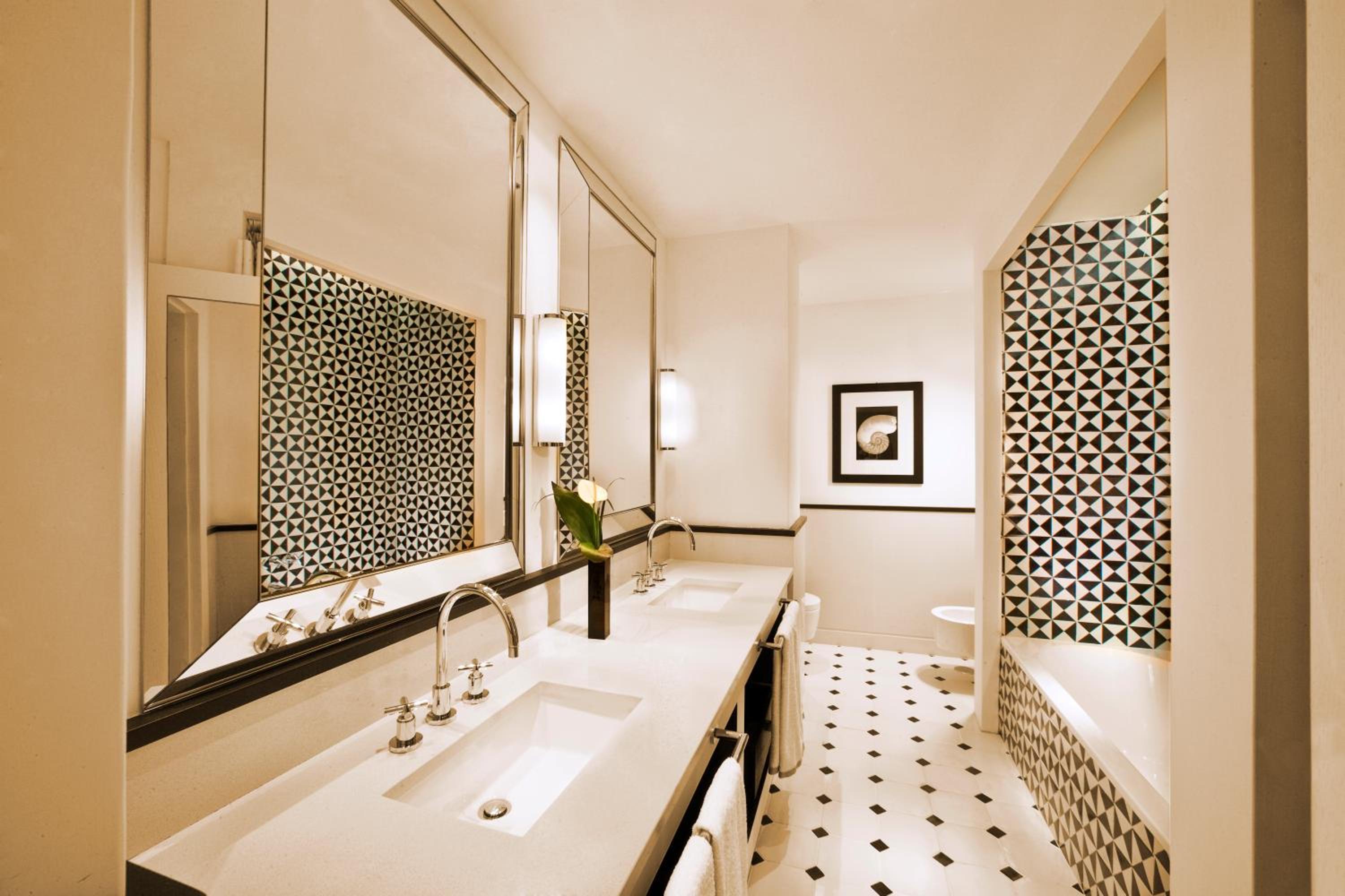 Junior Suite Garden Side