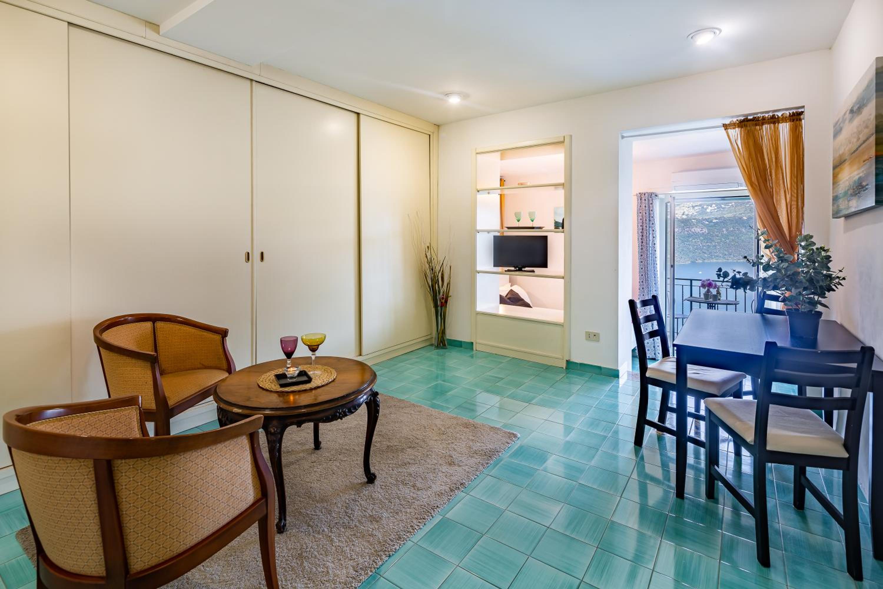 One-Bedroom Apartment (4 Adults) - Annex