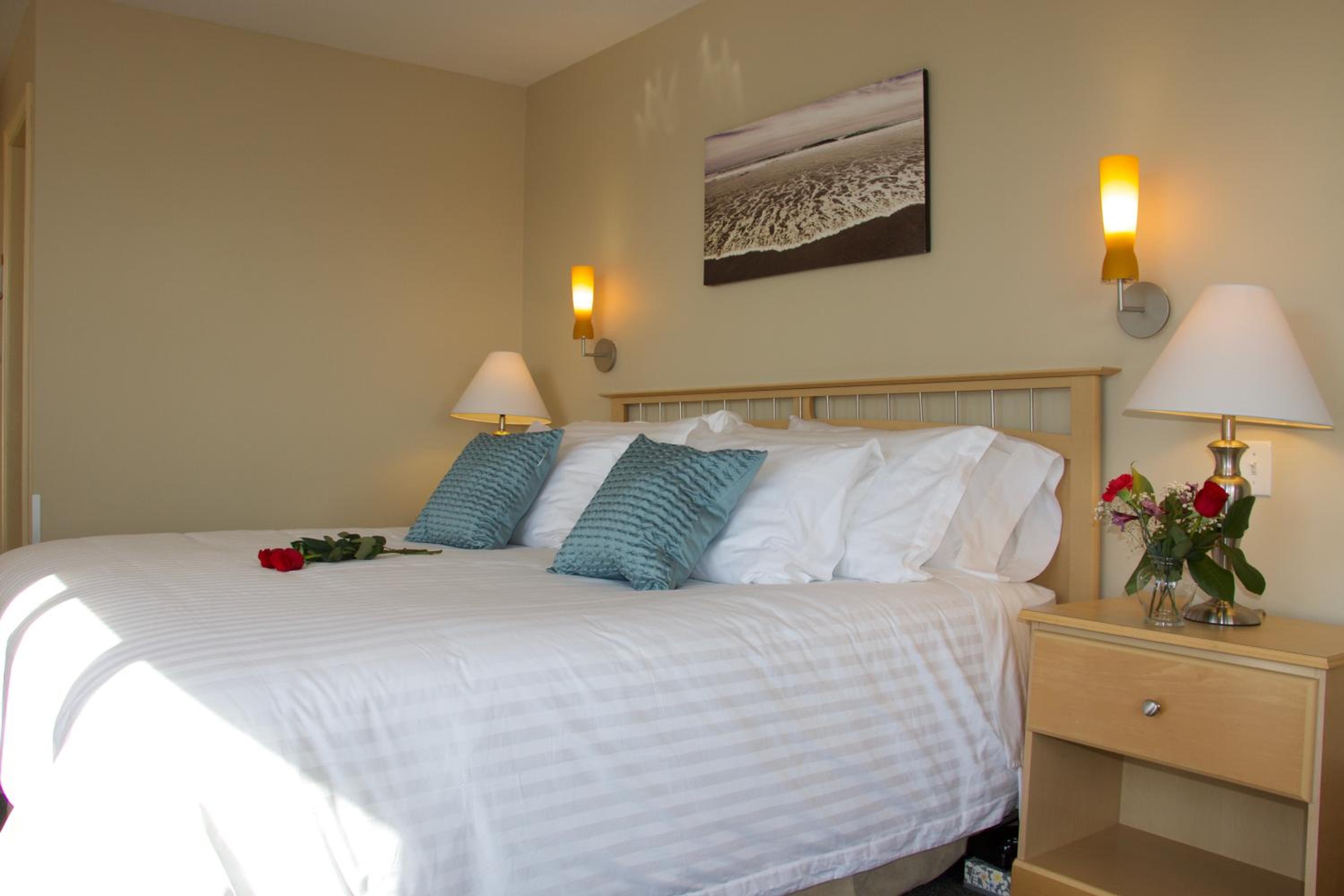Side View Comfort King Room