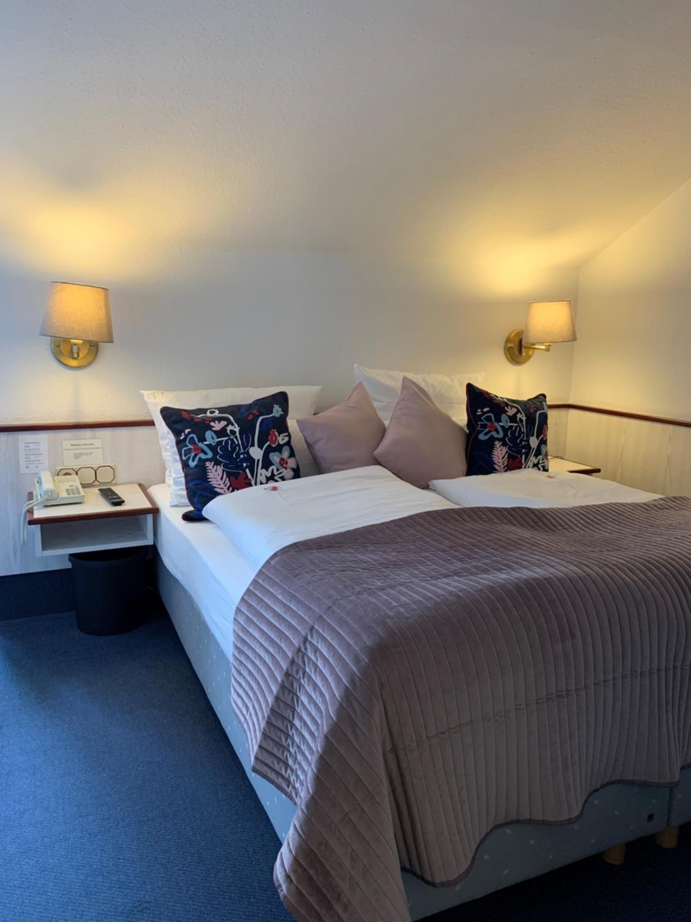 Double Room - Photo 8