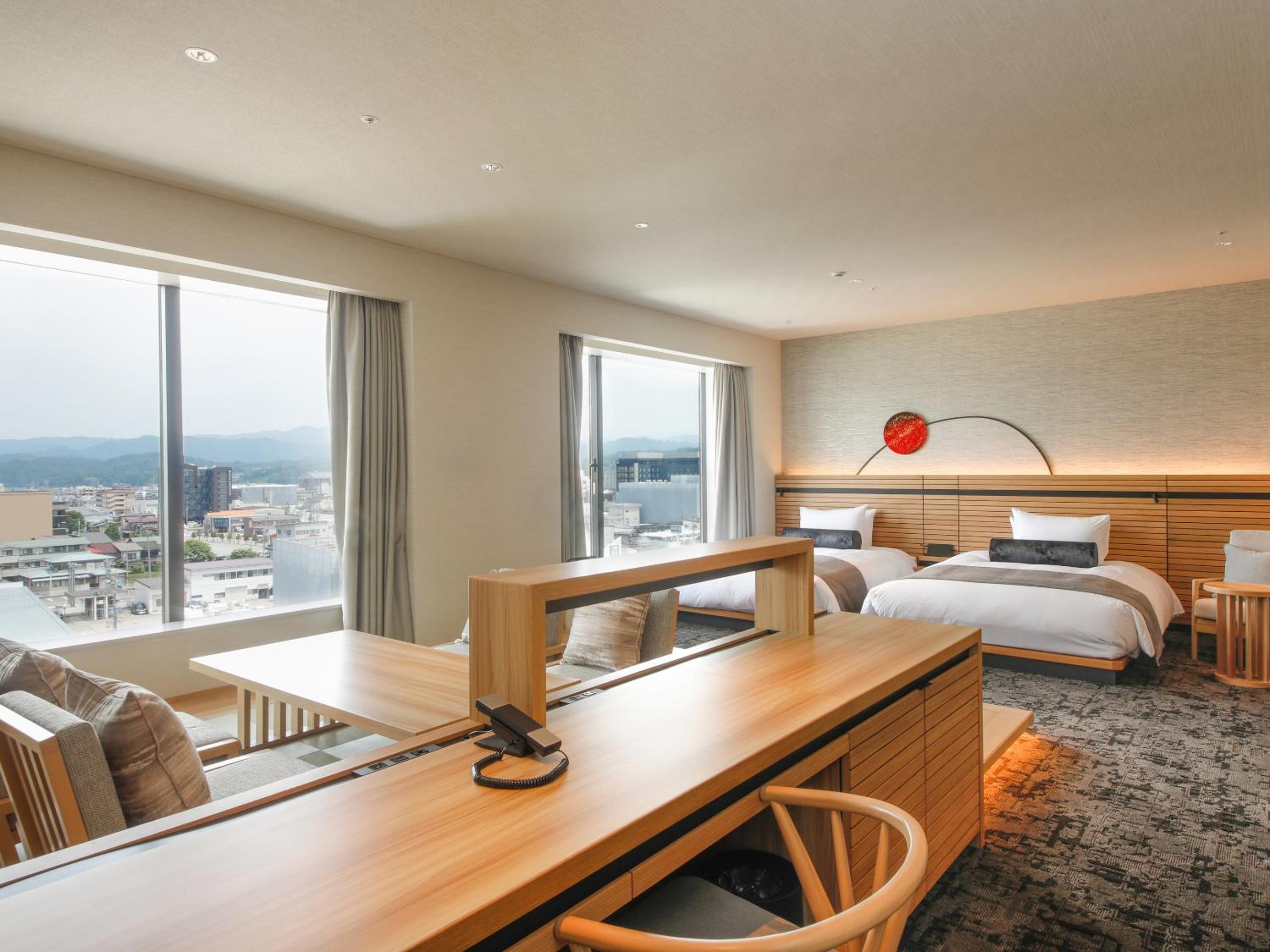Premiere Twin Room with Tatami Area - Non Smoking - (New) Orinkaku Wing - Photo 1