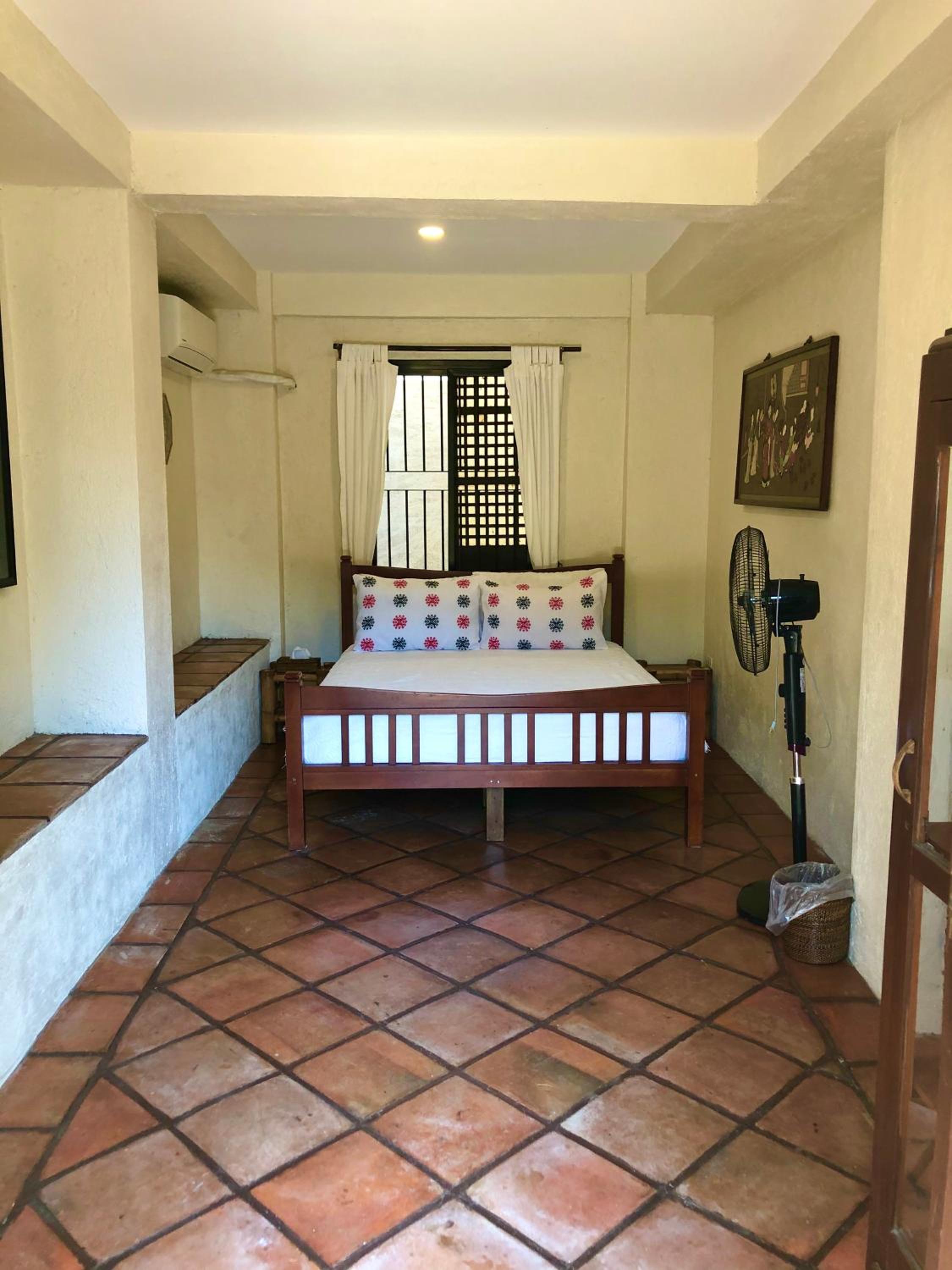 Queen Room - Photo 1