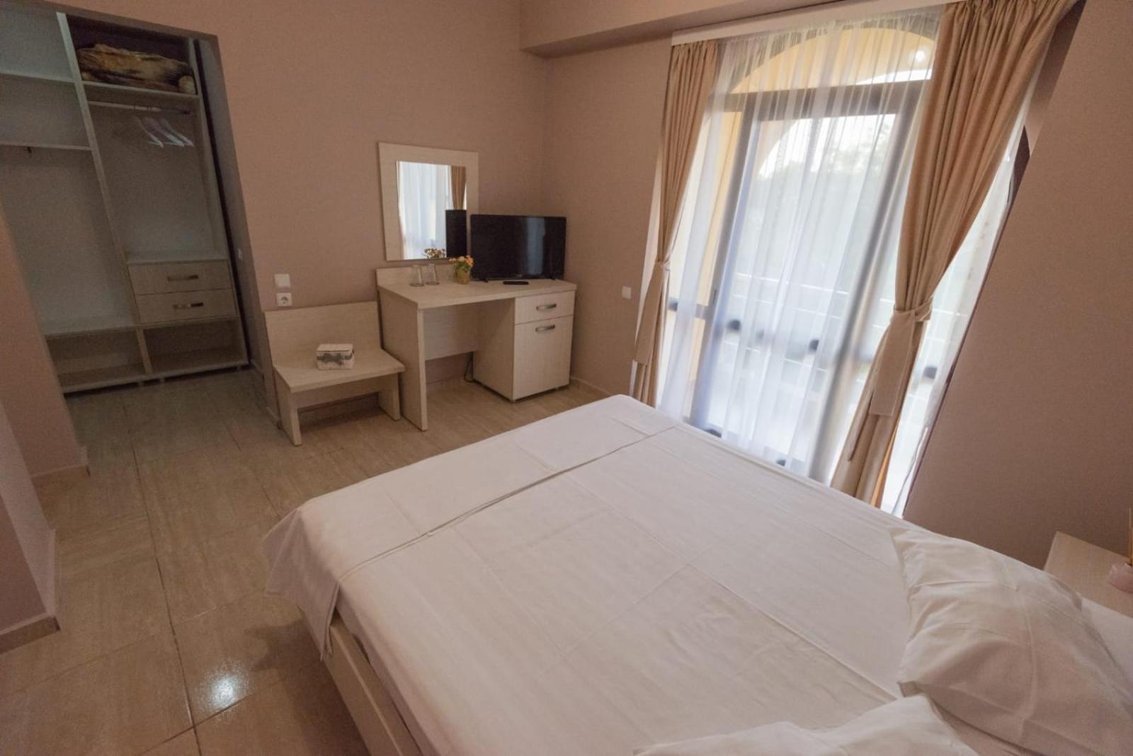 Superior Double Room photo 2