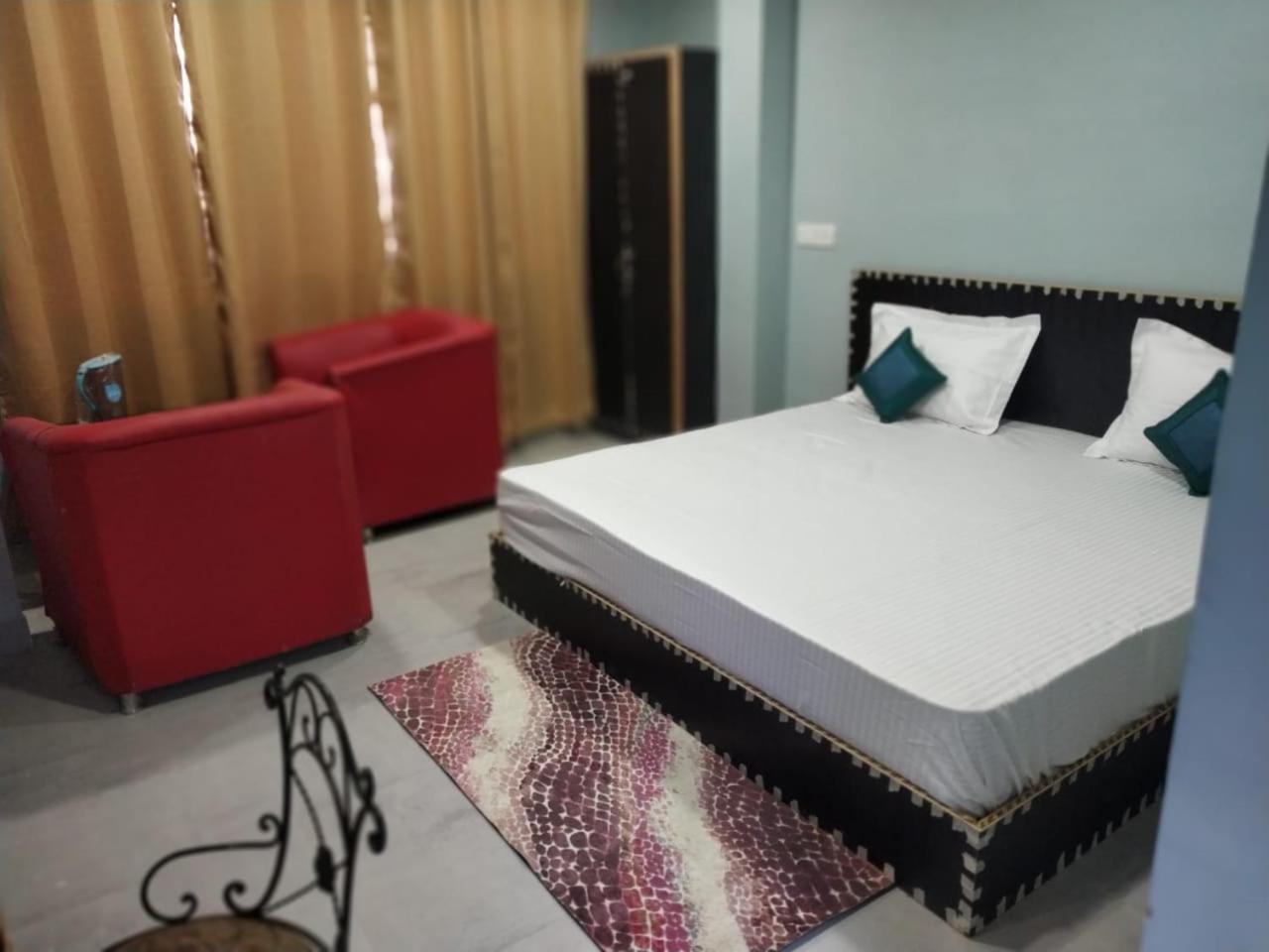 Budget Double Room photo 1