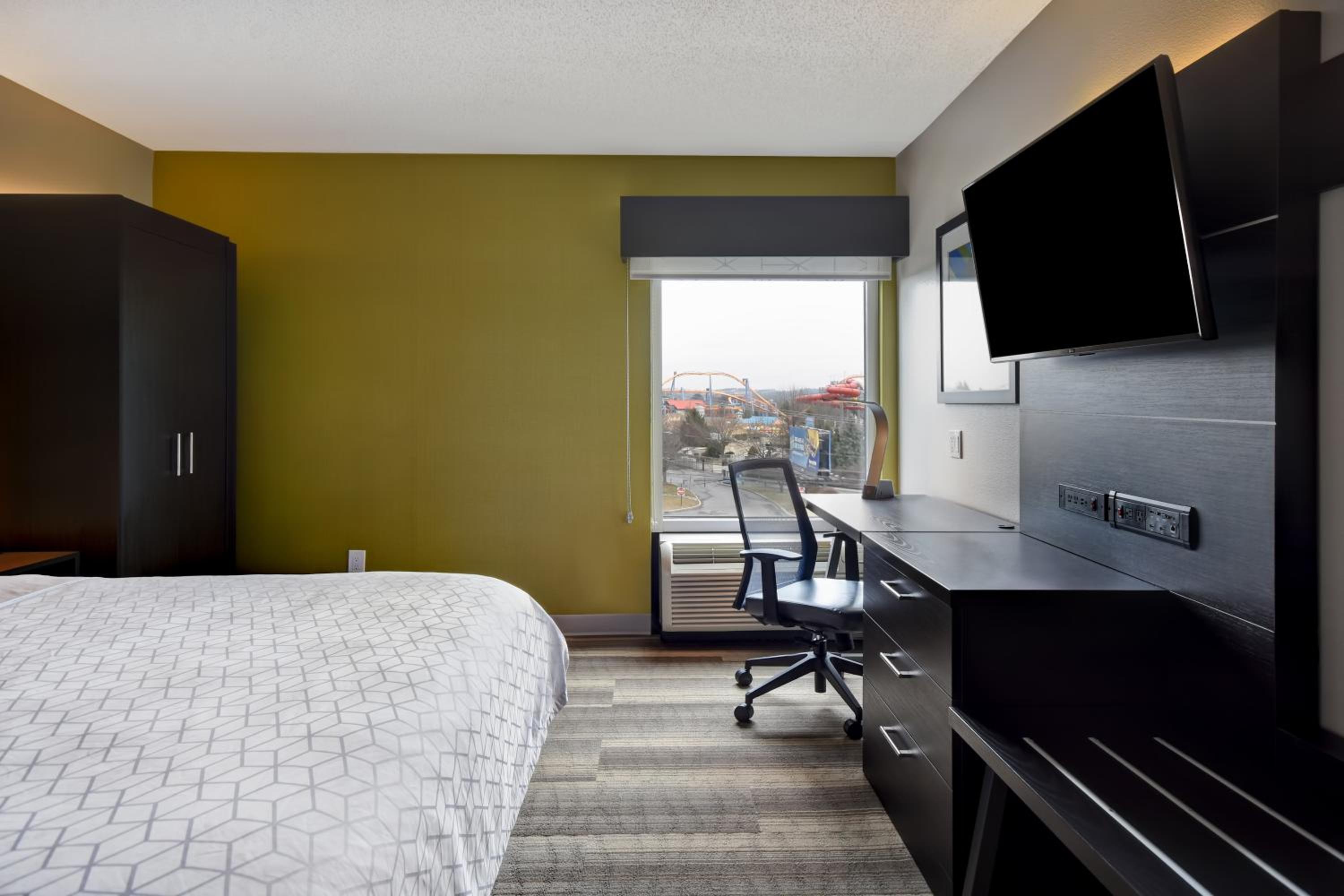 Standard King Room - Photo 1