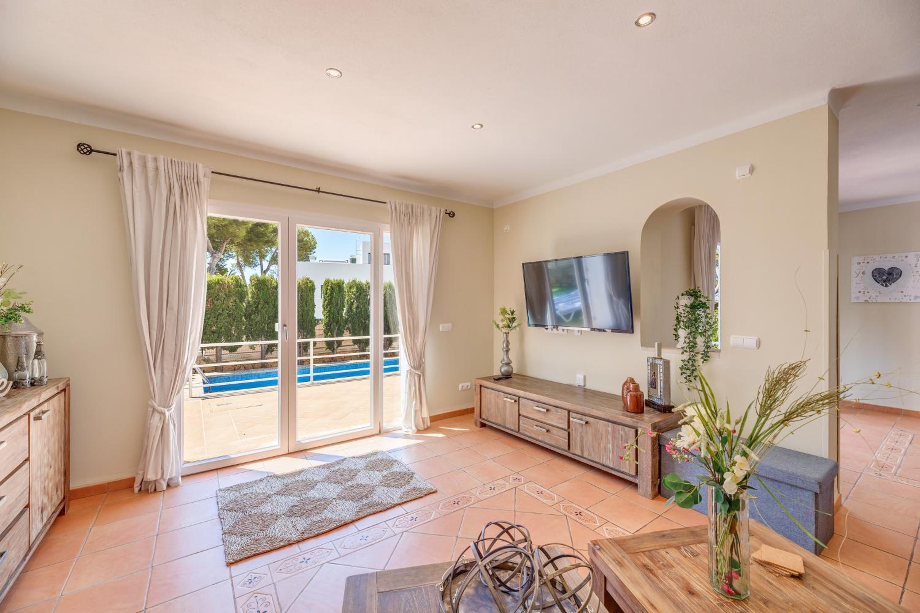 Villa with Garden View