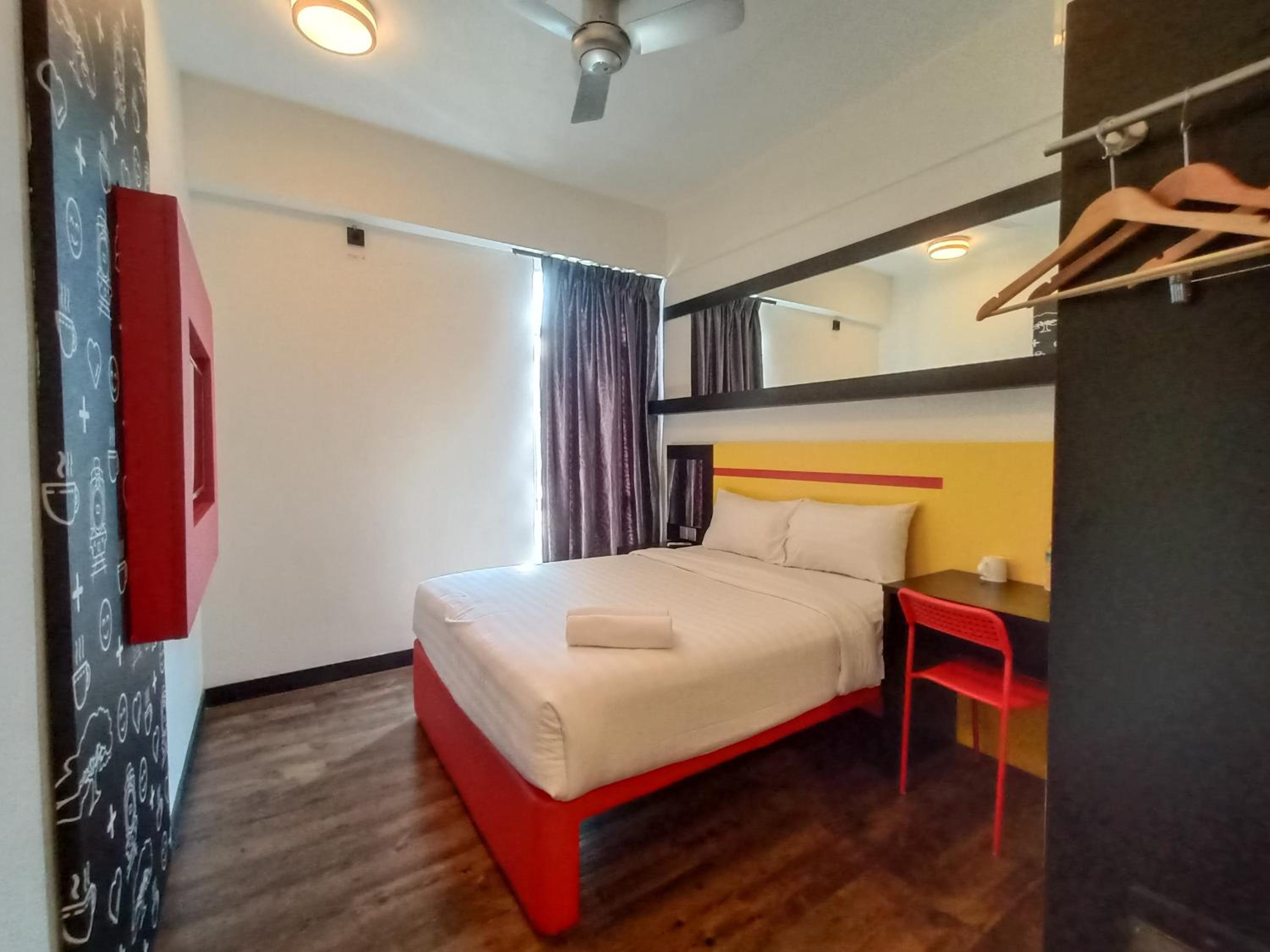 Double Room - Photo 5
