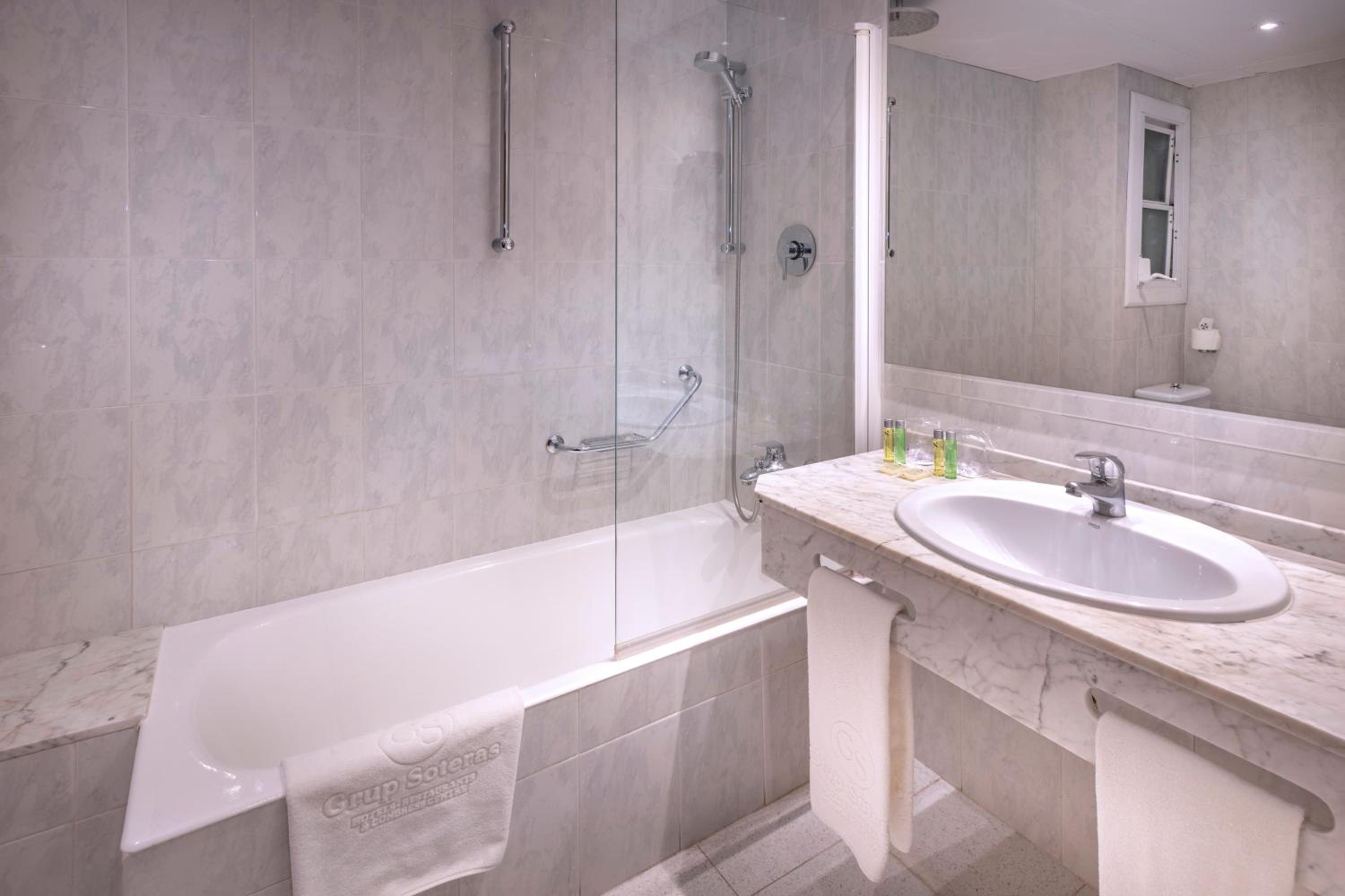 Triple Room - Photo 2