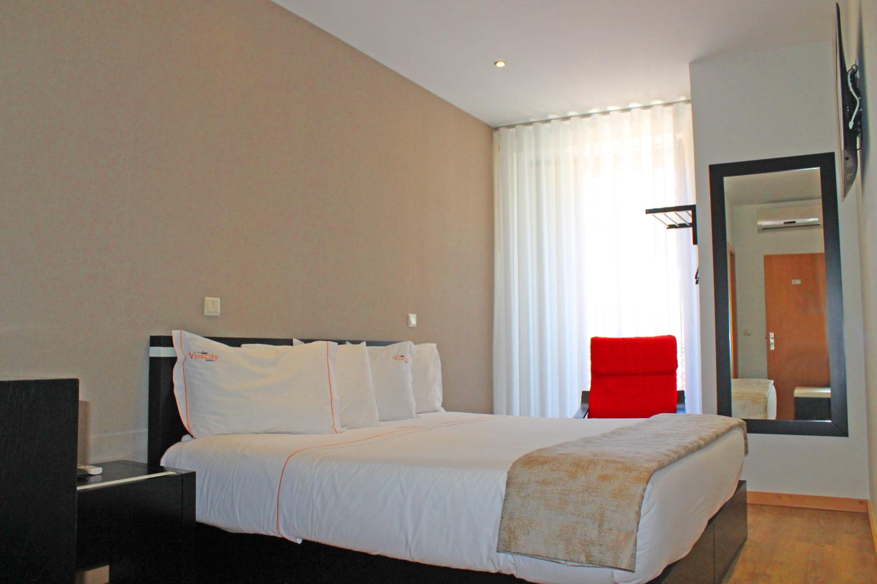 Double Room with Extra Bed photo 2