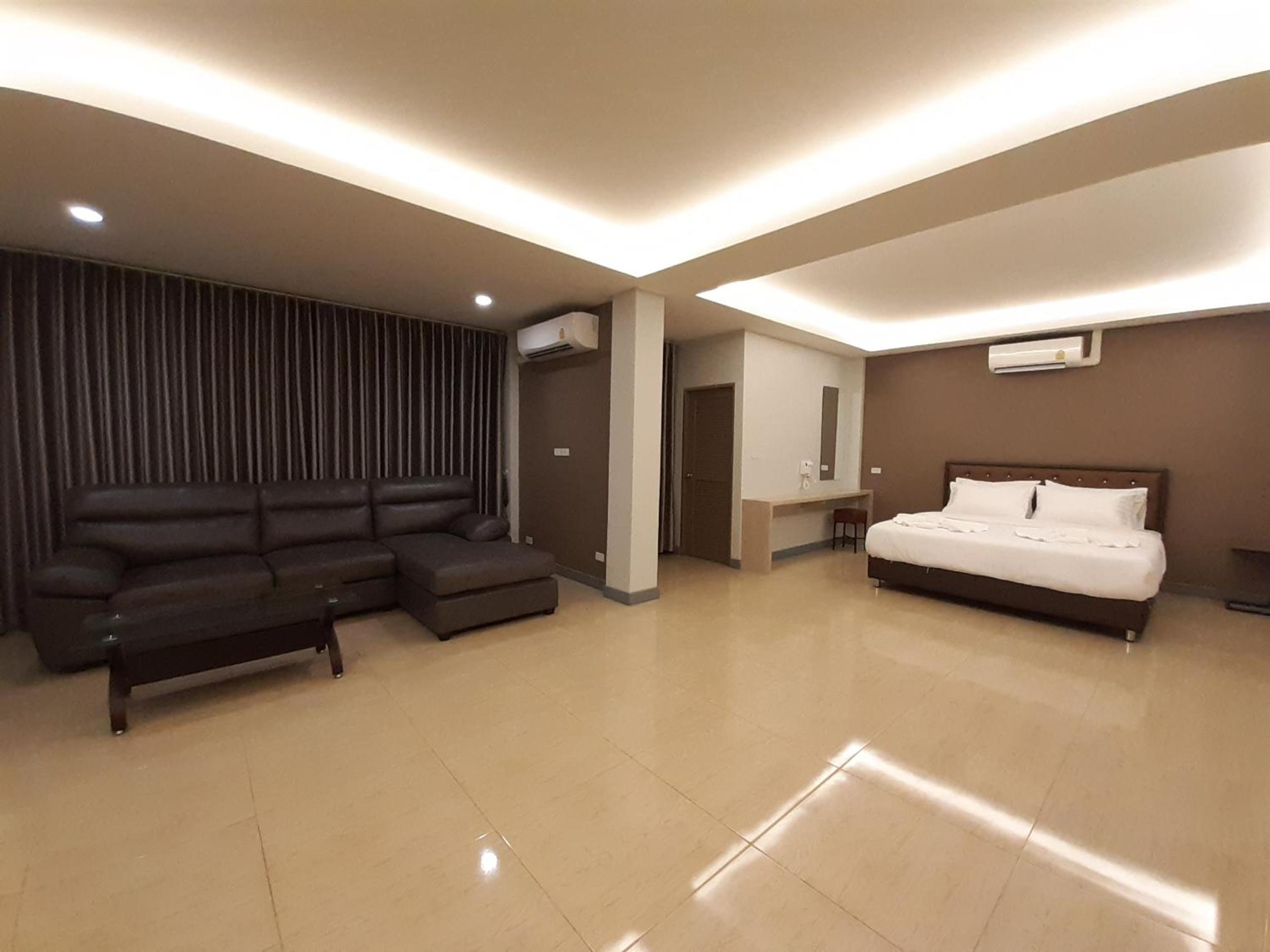 Family Suite - Photo 3