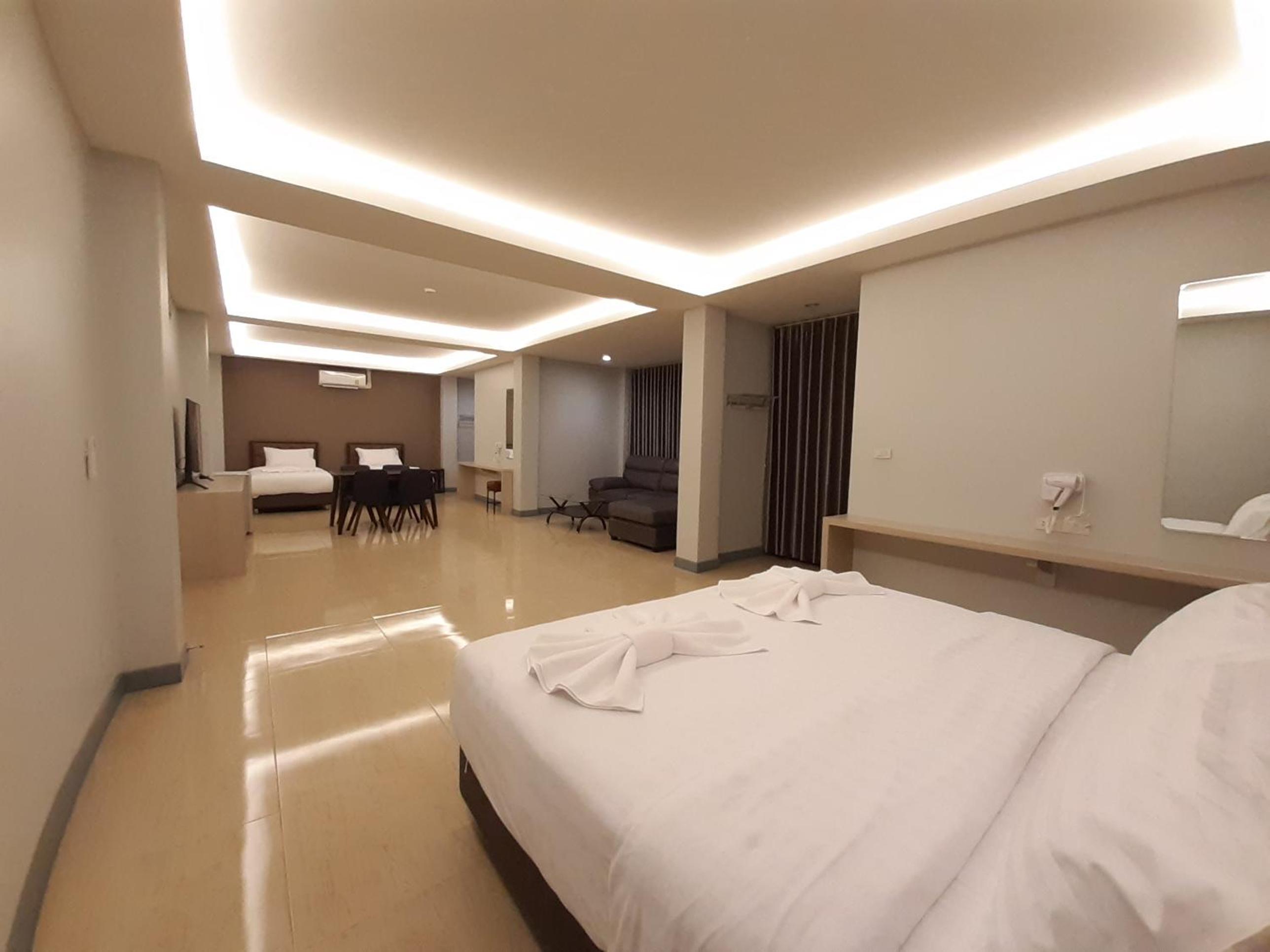 Family Suite - Photo 7