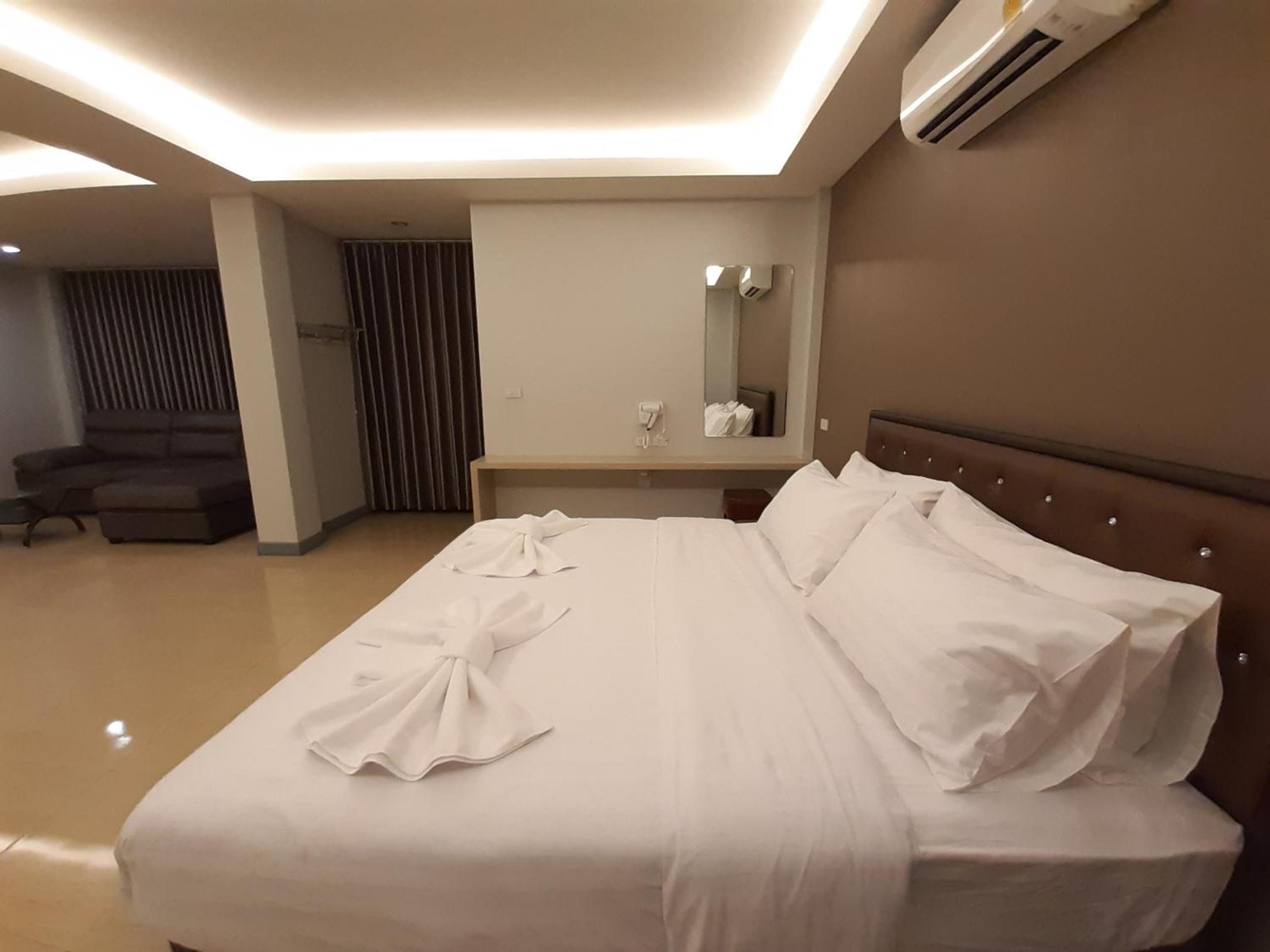 Family Suite - Photo 5