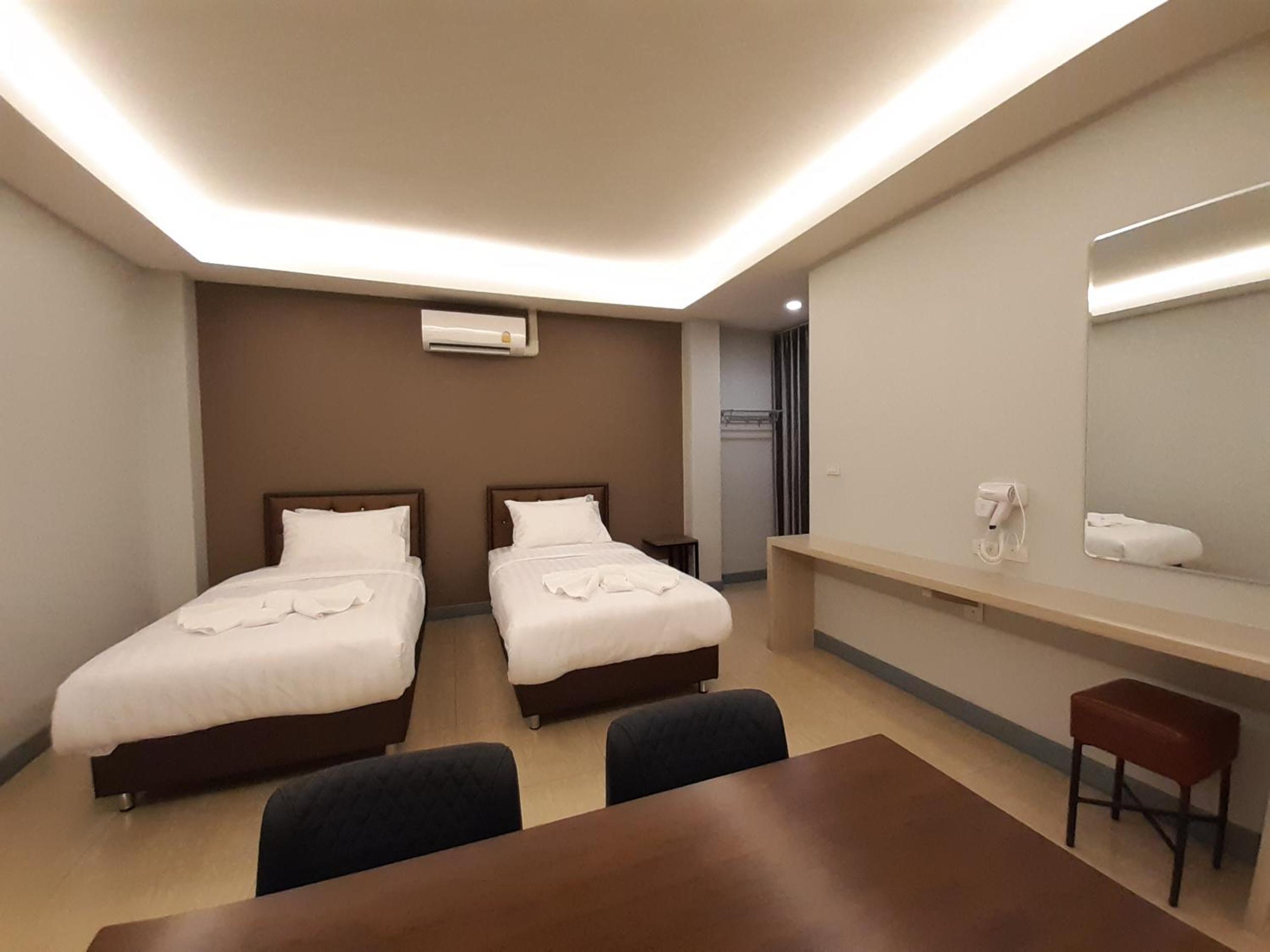 Family Suite - Photo 8