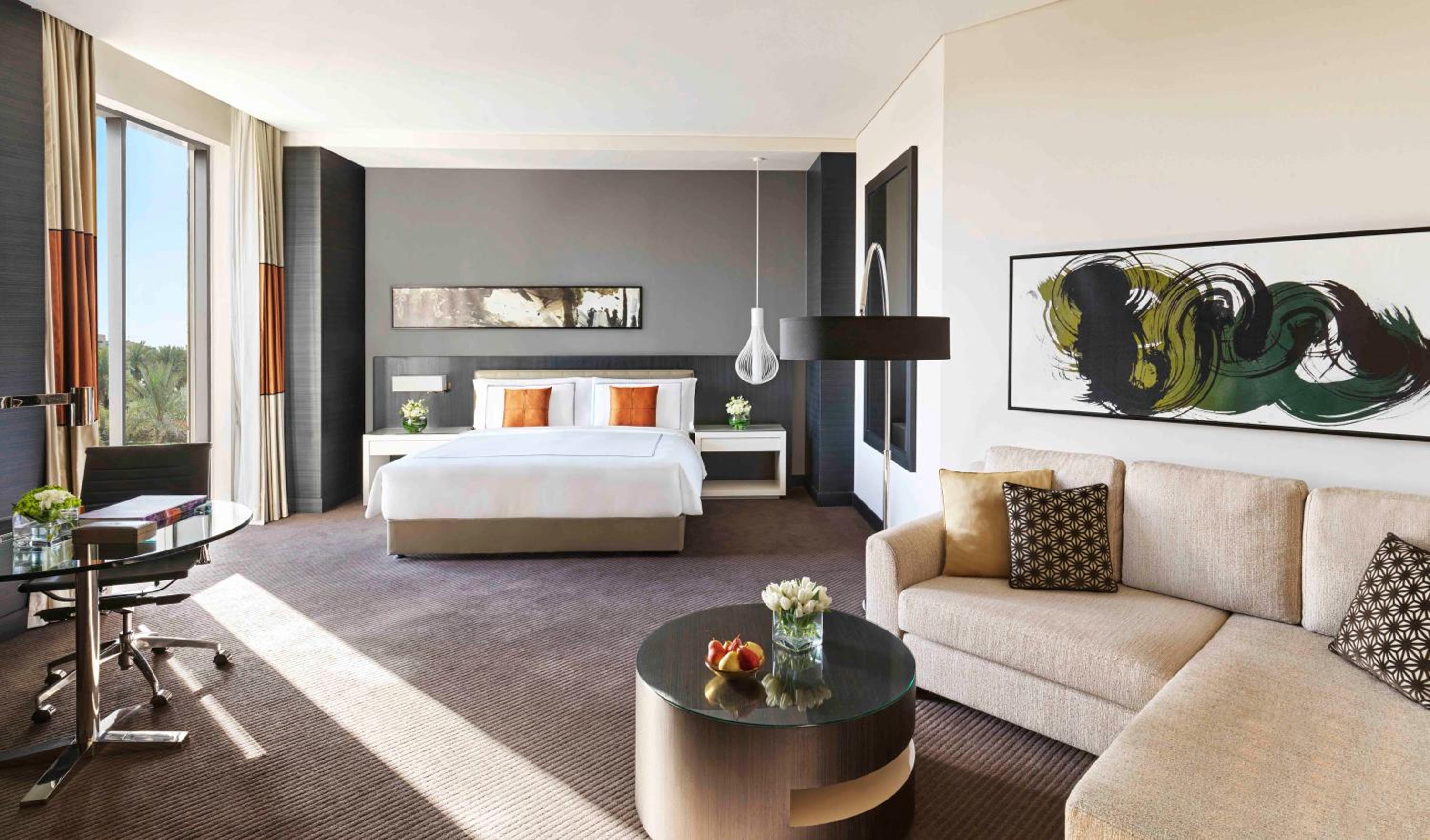 Junior King Suite - Non-Smoking - Photo 5