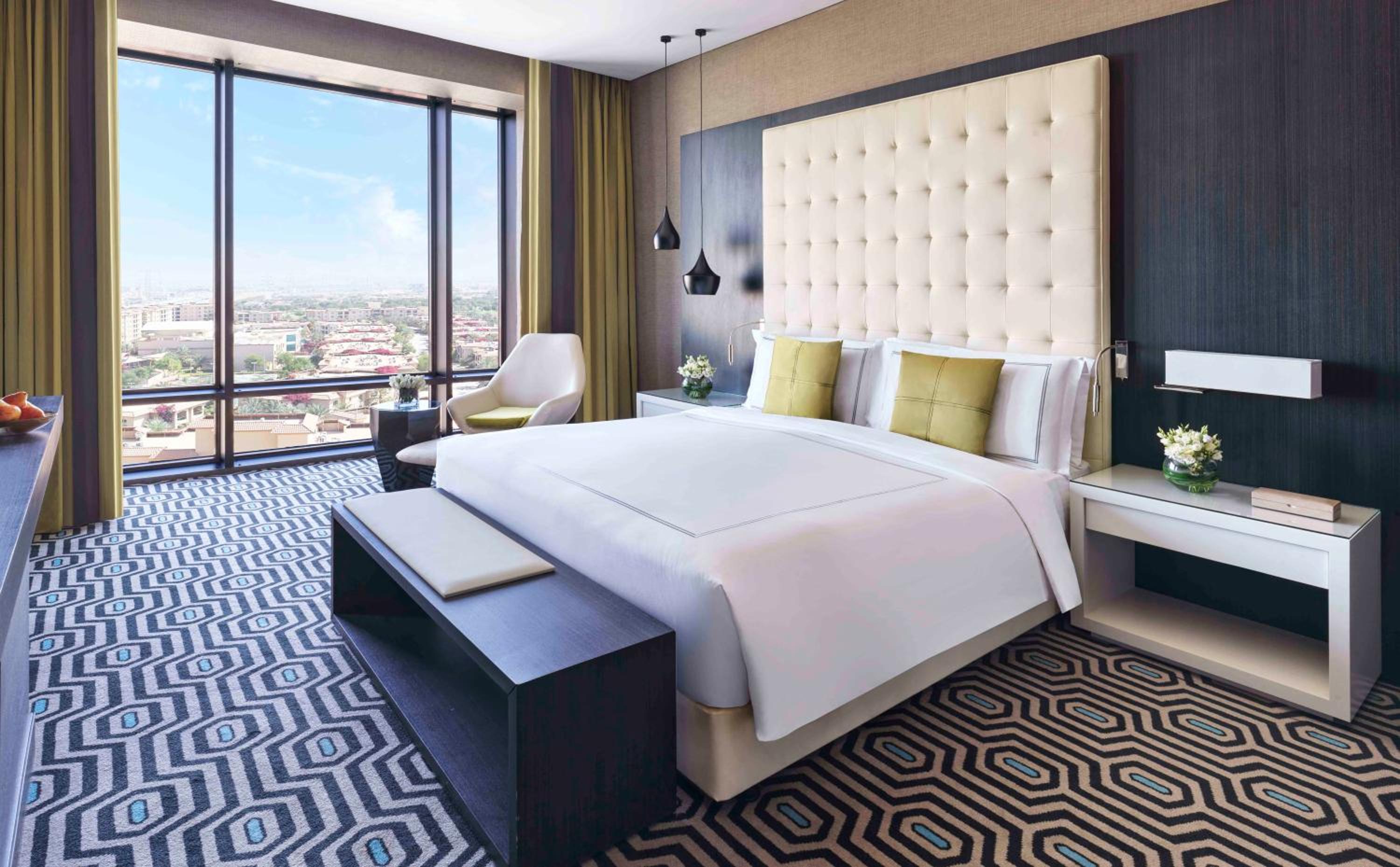 Executive King Suite - Non-Smoking - Photo 3