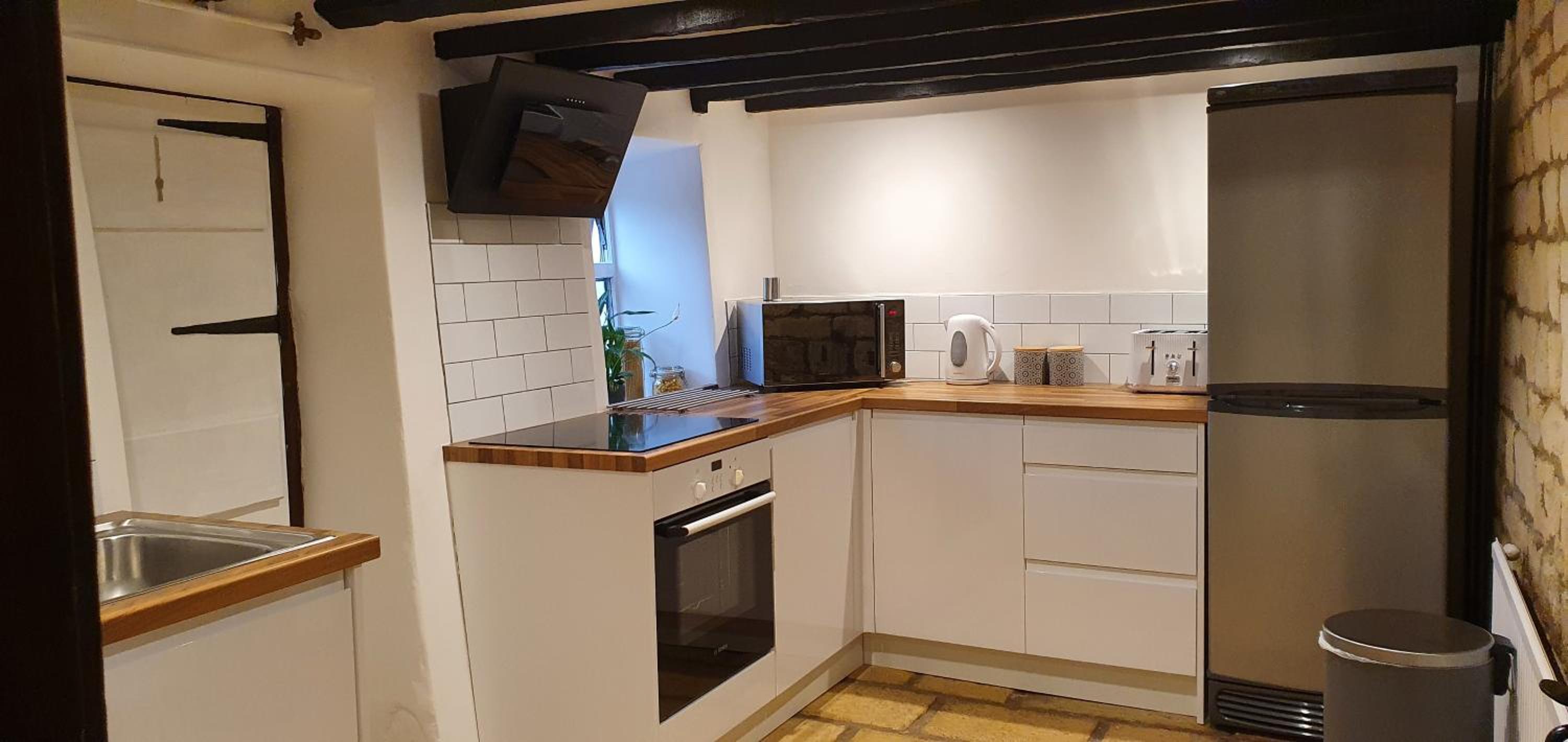 Four-Bedroom House photo 2