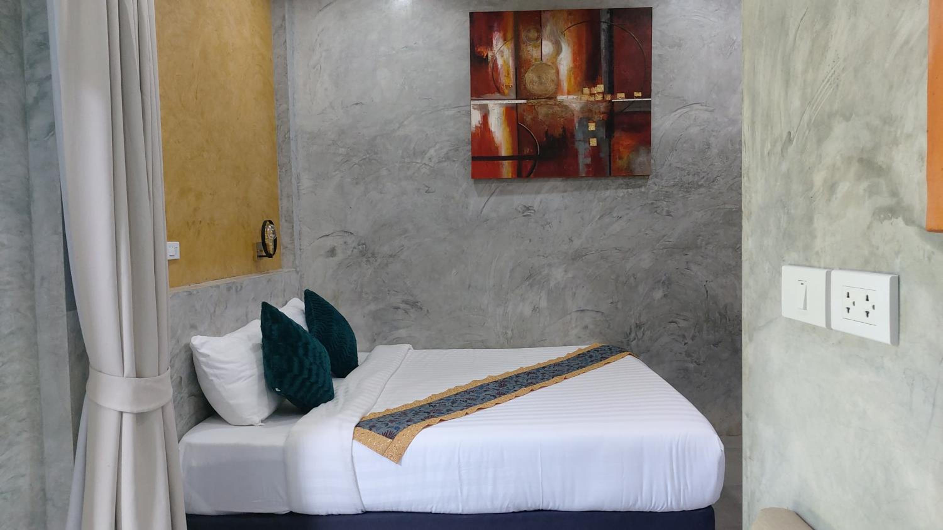 King Room with Garden View - Photo 1