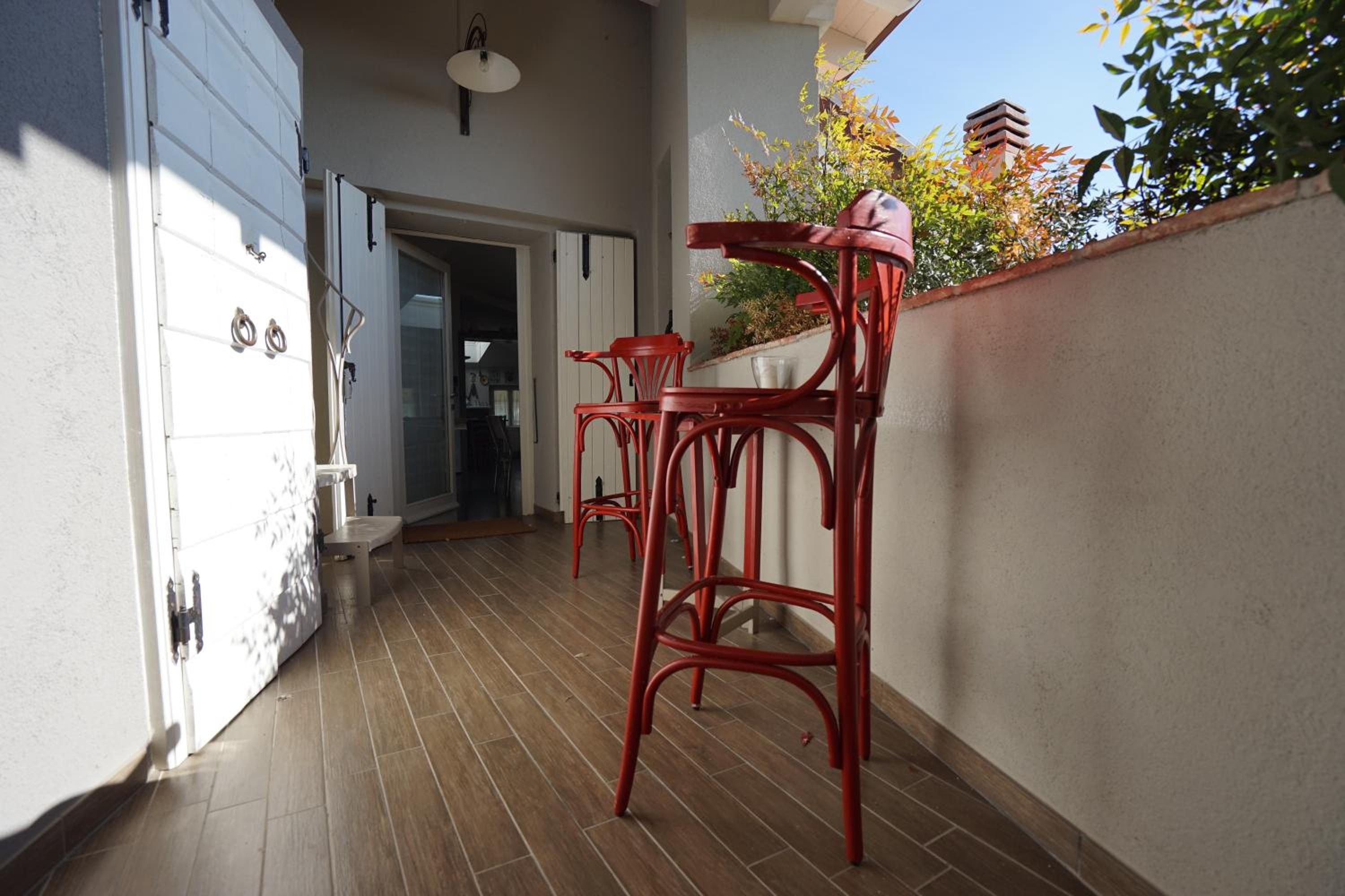 Double Room with Balcony - Photo 3