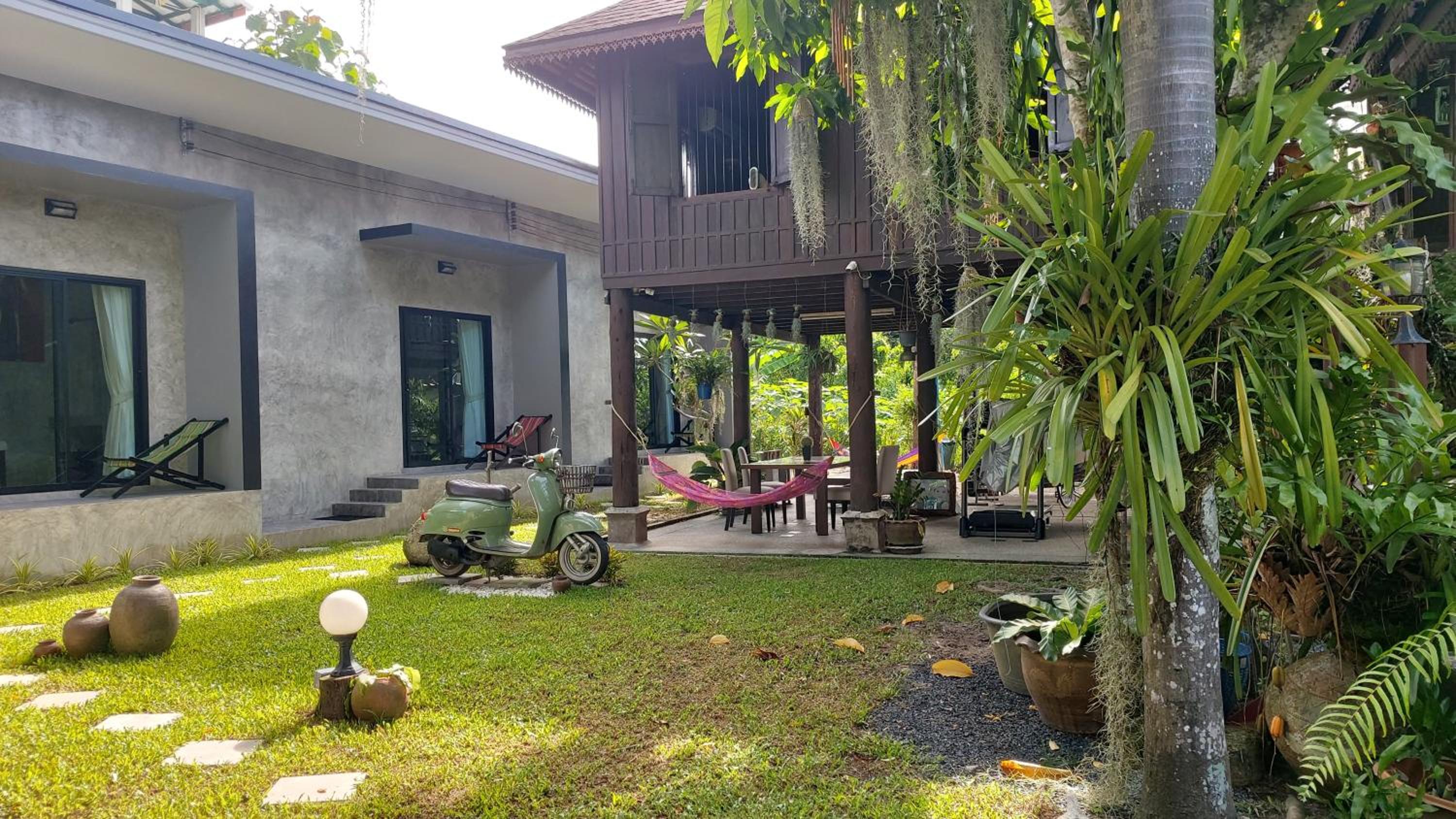 King Room with Garden View - Photo 3