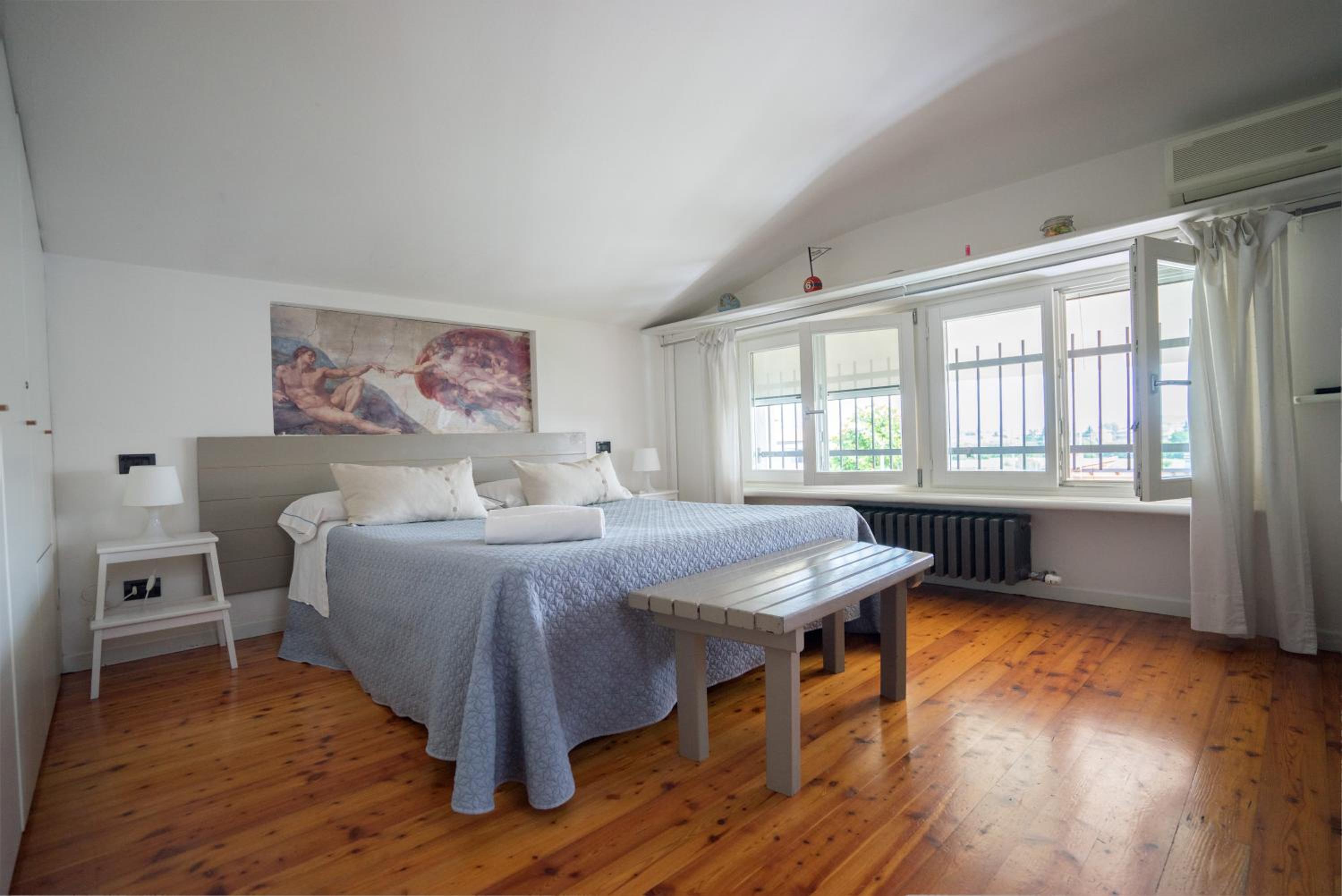 Apartment photo 3