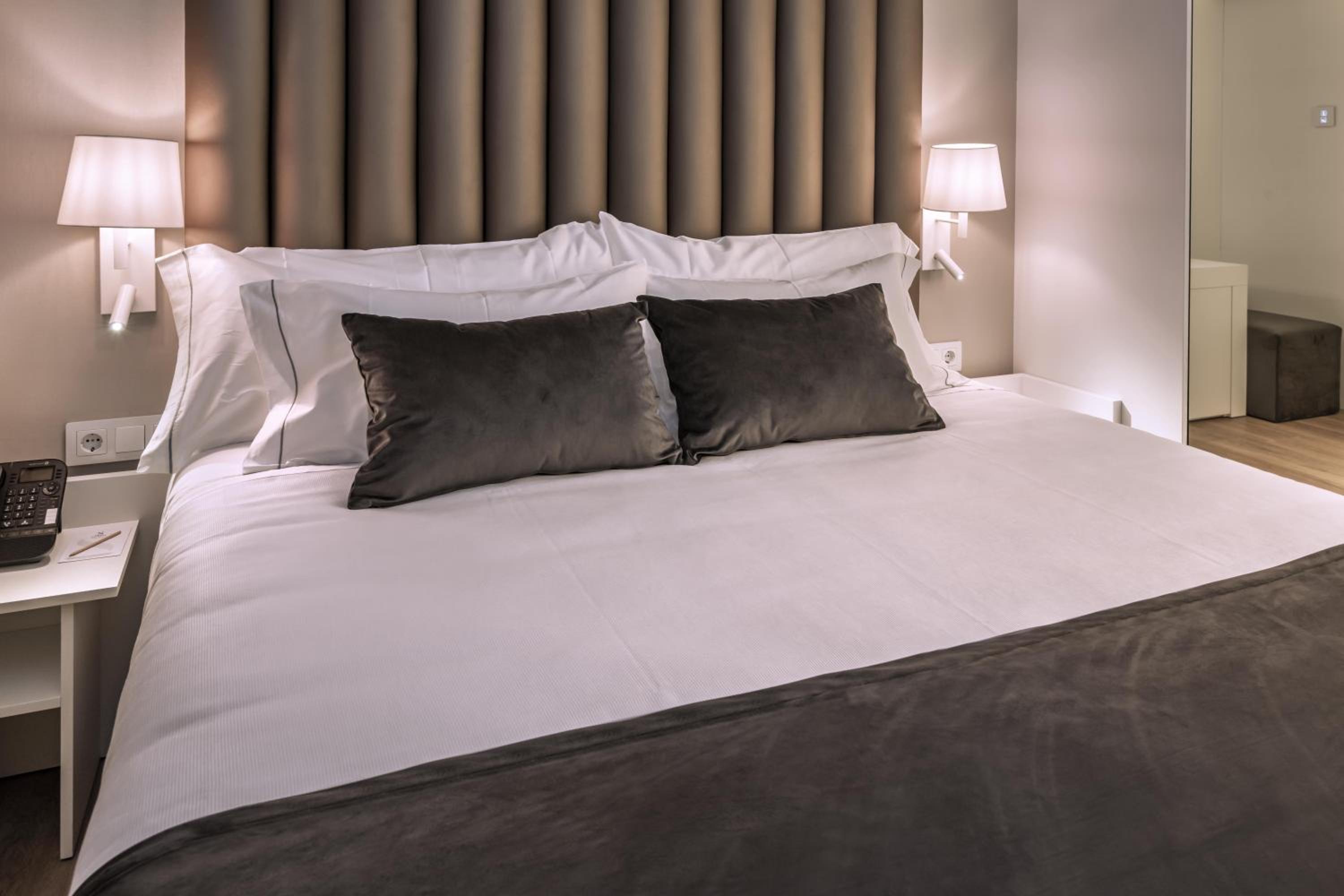 Double Room - Photo 4