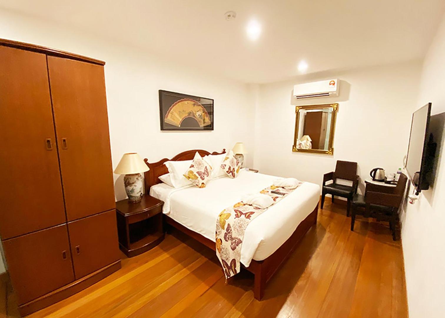 Junior Room (No Window)