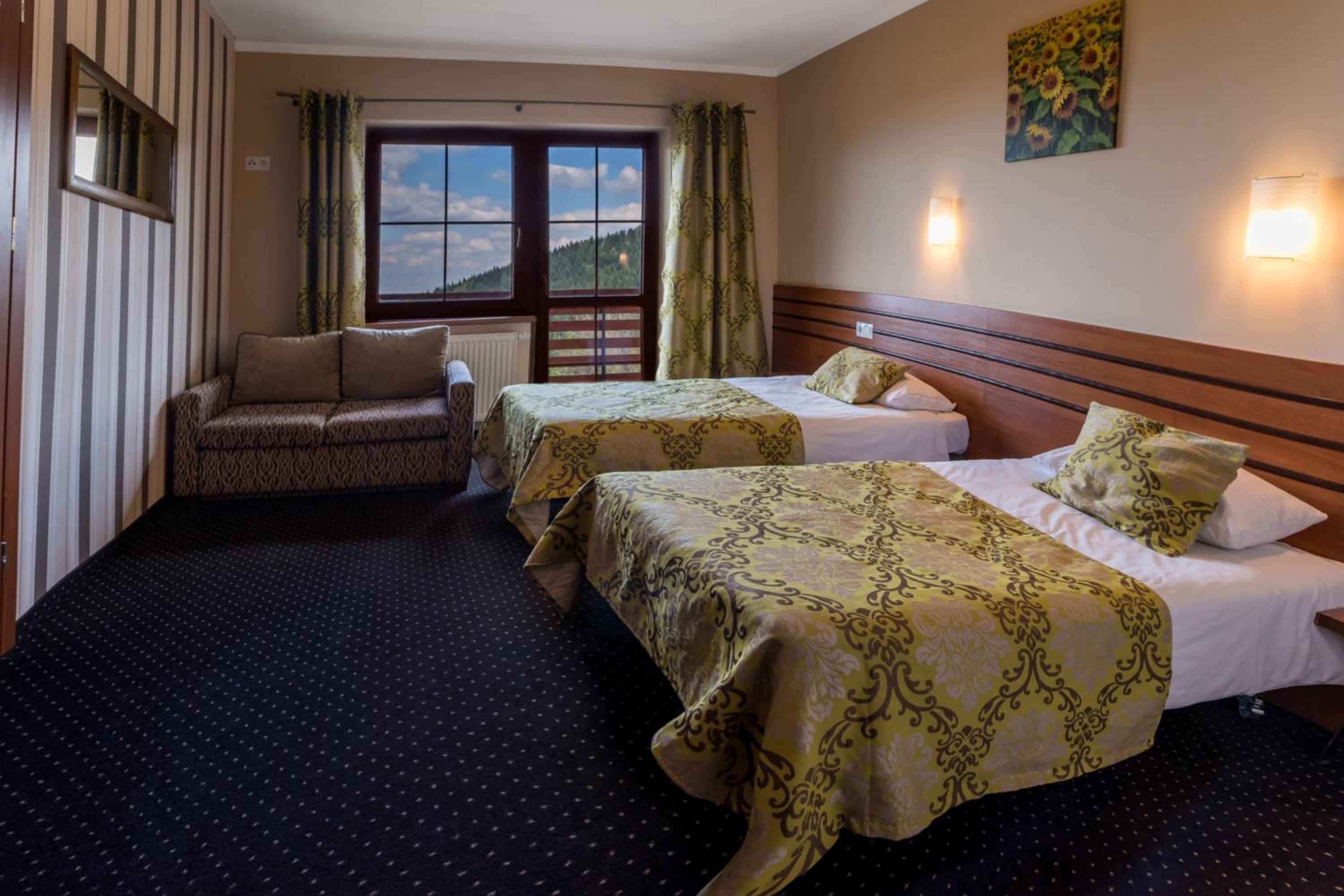 Standard Twin Room - Photo 5