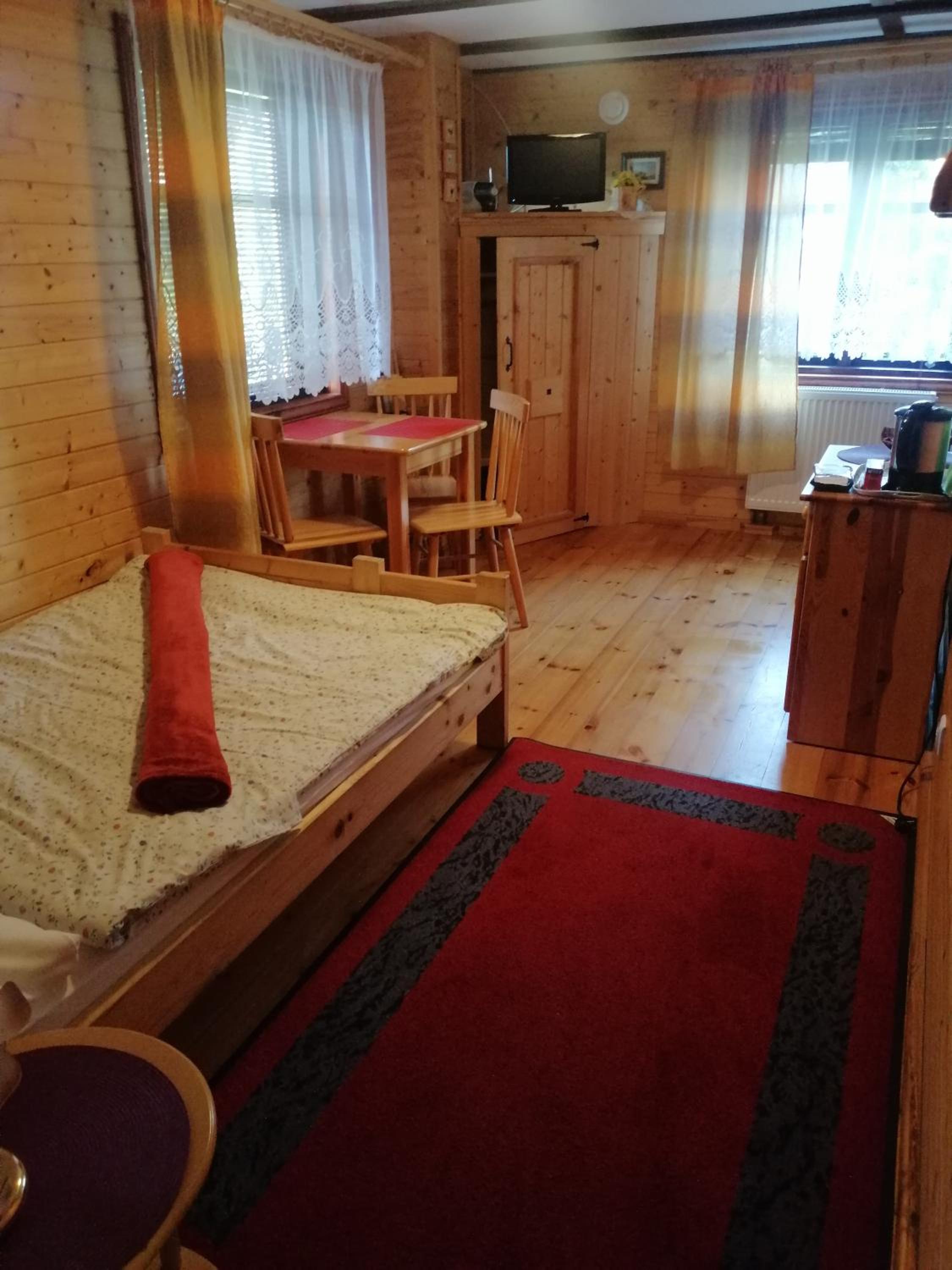 Double Room with Private Bathroom photo 1