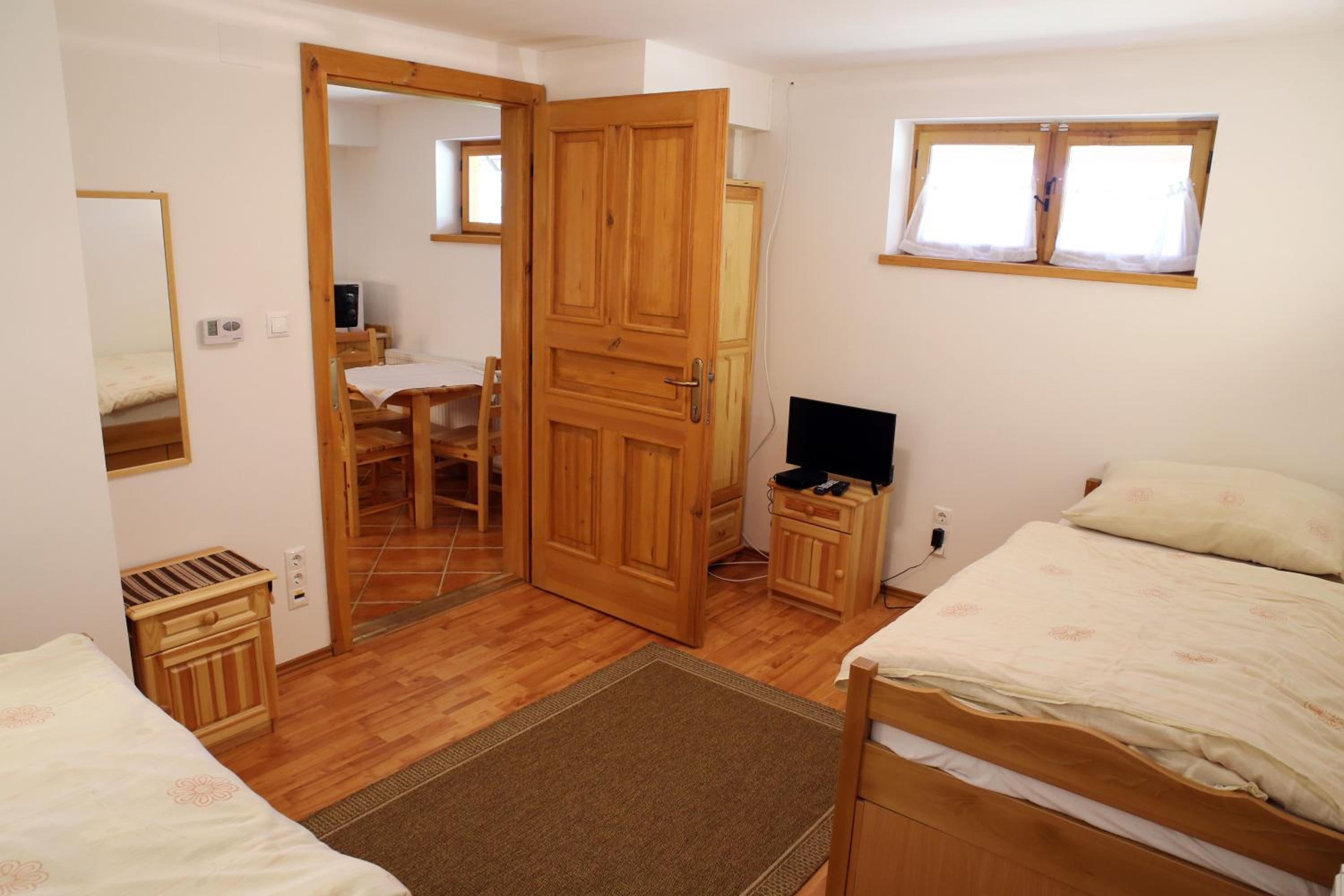 Villa - Photo 3